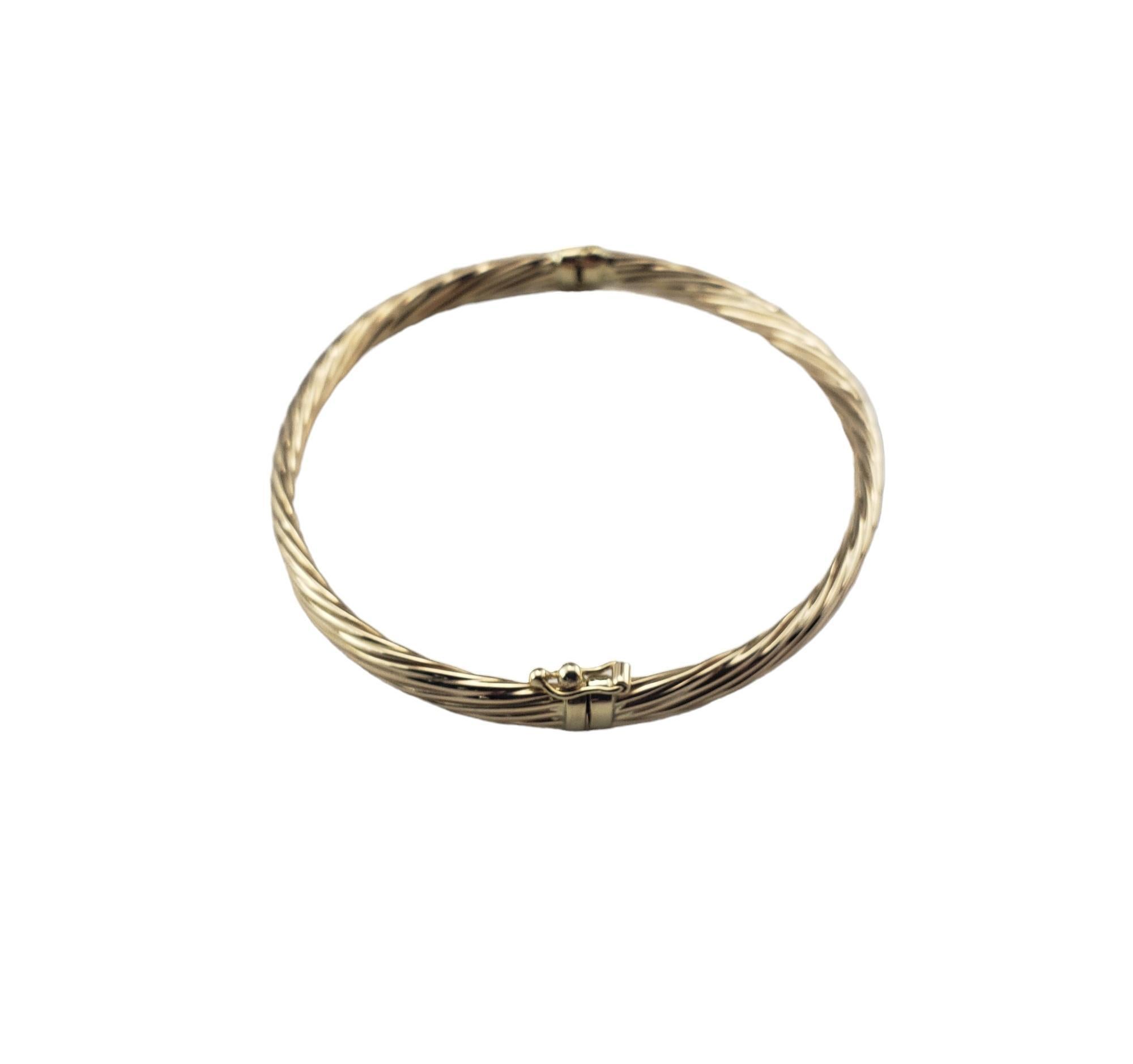 14 Karat Yellow Gold Bangle Bracelet #16531 In Good Condition In Washington Depot, CT