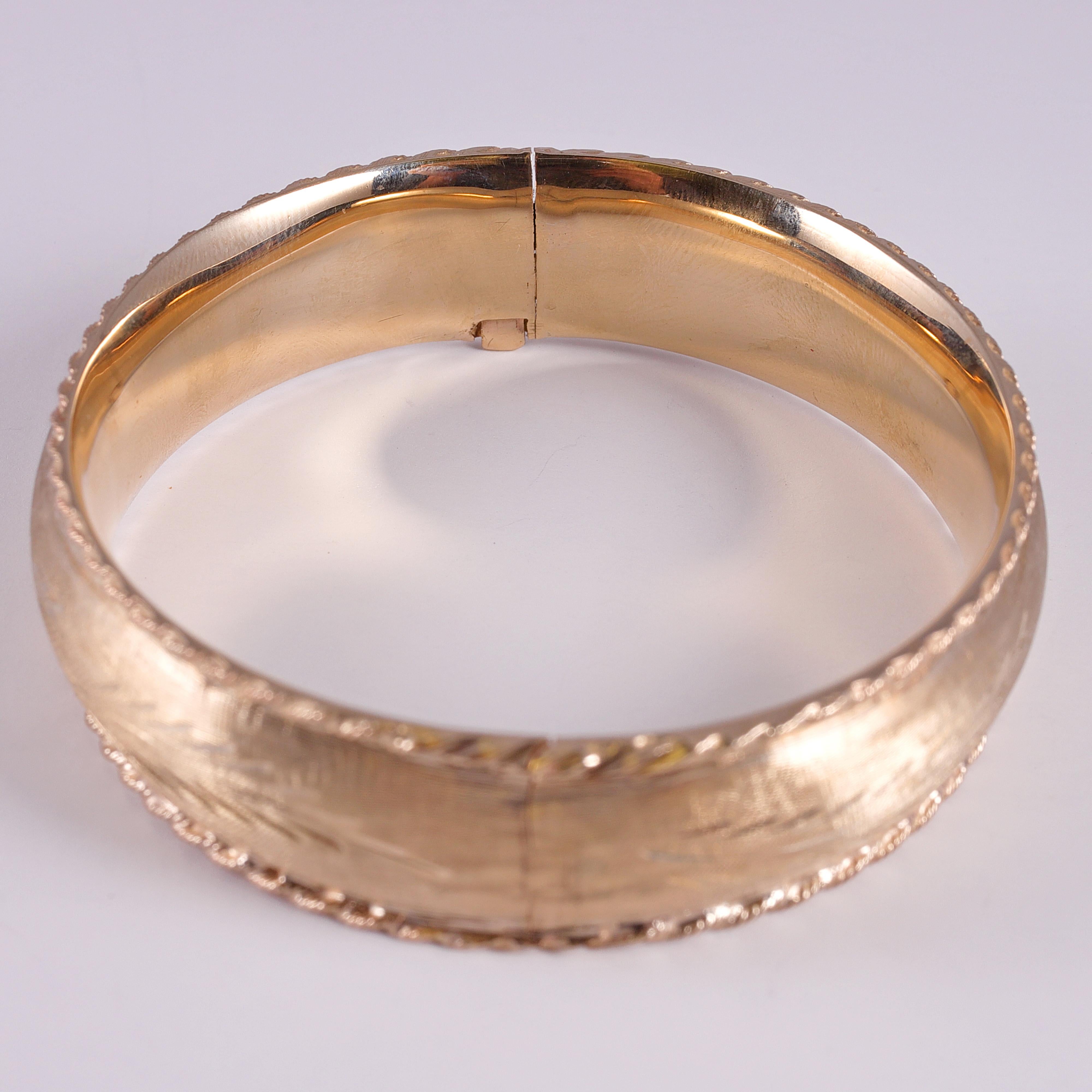 guyana gold bangle