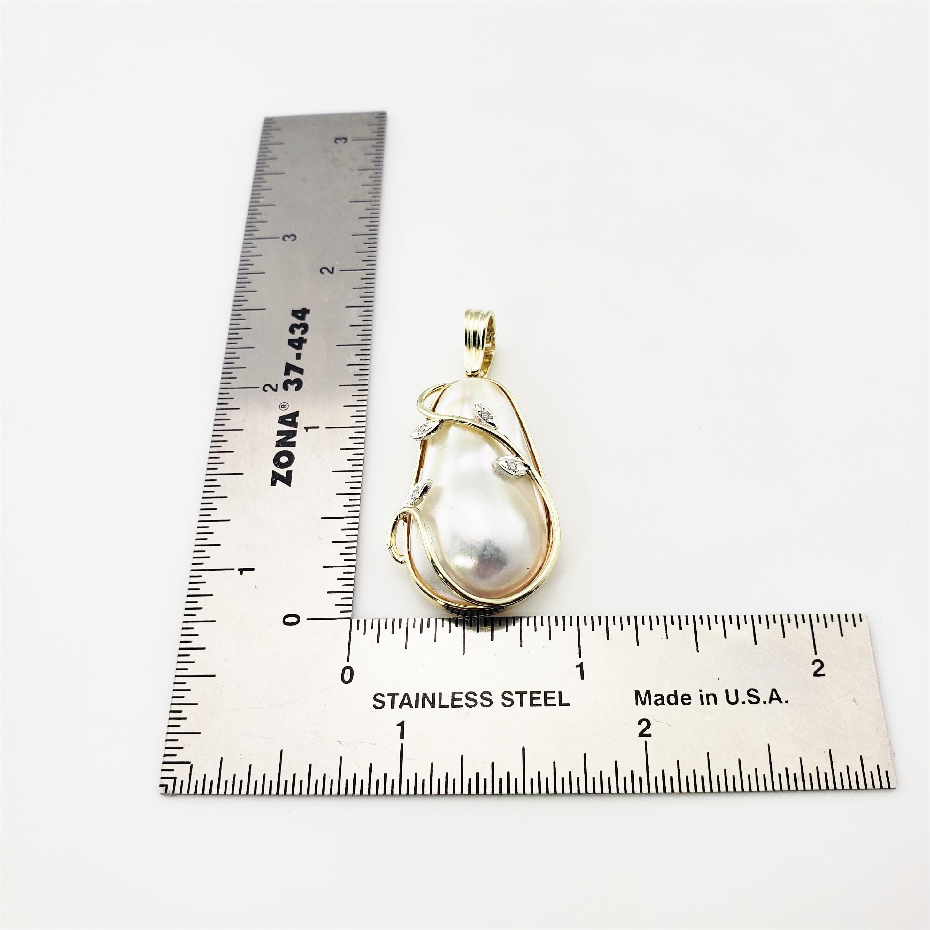 14 Karat Yellow Gold Baroque Pearl and Diamond Pendant For Sale 1