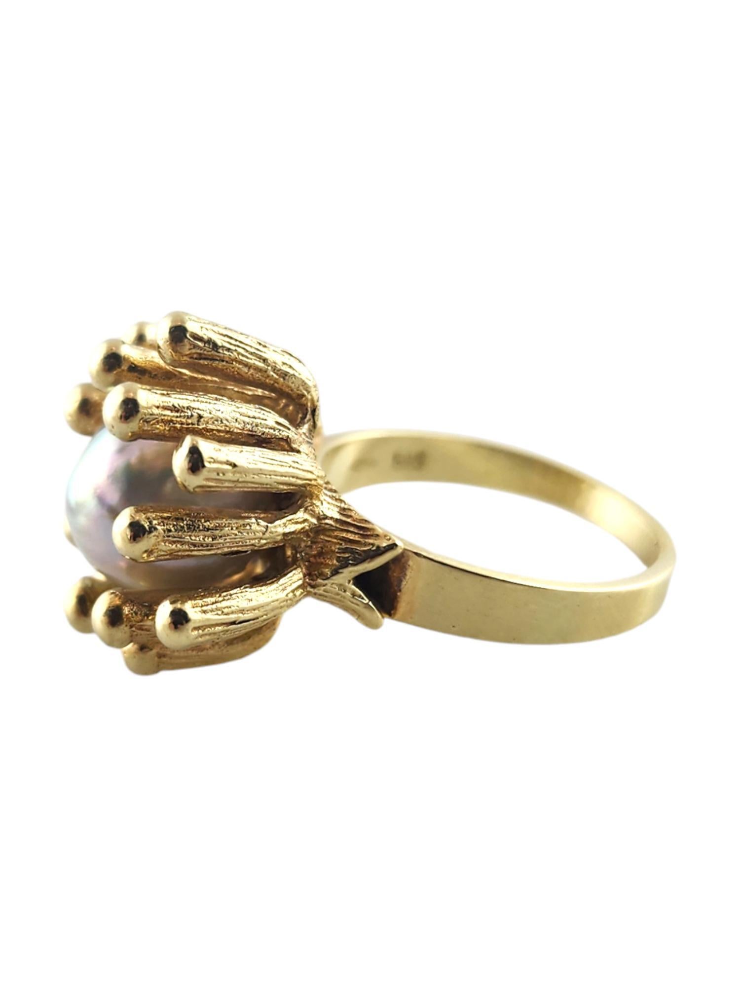 14 Karat Gelbgold Barock Perlen Ring Größe 7.25

Dieser wunderschöne Ring zeigt eine atemberaubende Barockperle in der Mitte, gefasst in 14K Gelbgold!

Ringgröße: 7.25
Schaft: 2.15mm
Vorderseite: 17,7 mm x 18 mm x 13,35 mm

Perle ca. 9mm

Gewicht: