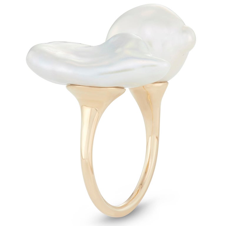 Hi June Parker 14 Karat Yellow Gold Baroque Pearl Statement Ring  In New Condition For Sale In New York, NY