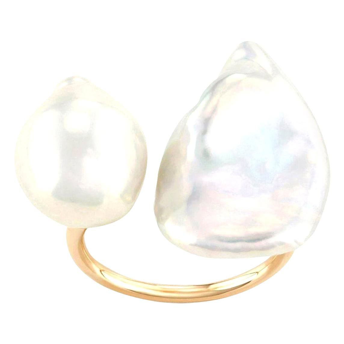 14k Yellow Gold Natural White South Sea Baroque Coin Pearl Pendant, 14-15mm, Vintage Charm