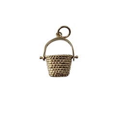 Charm a forma di cestino in oro giallo 14 carati #20920