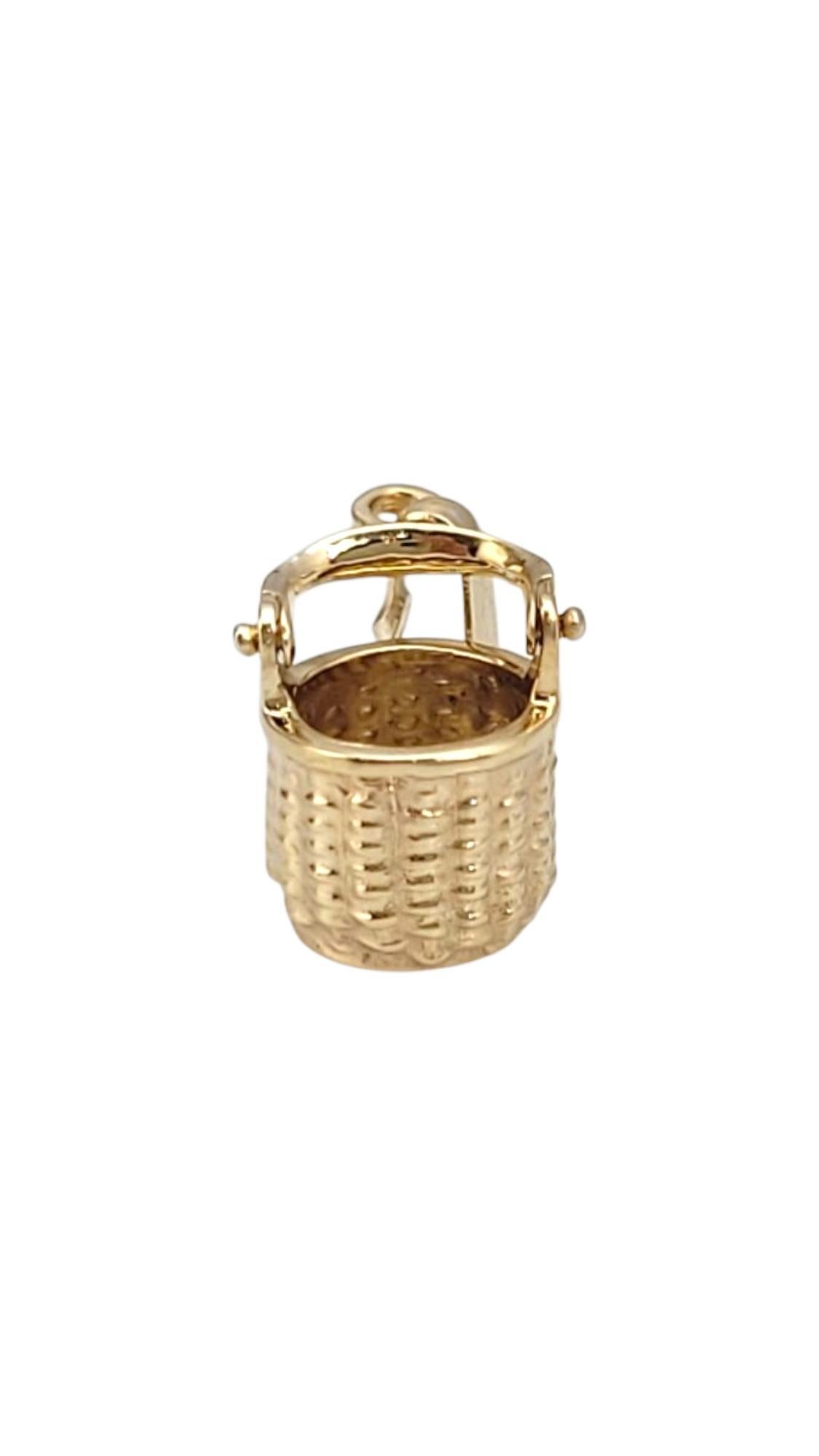 14 Karat Yellow Gold Basket Charm

Sweet and detailed, this 14 karat yellow gold basket charm adds a touch of vintage charm and warmth to any jewelry collection.

Size: 15.2 mm X 8.7 mm X 7.7 mm

with bale: 20.3 mm 

Weight: 1.7 g / 1.1