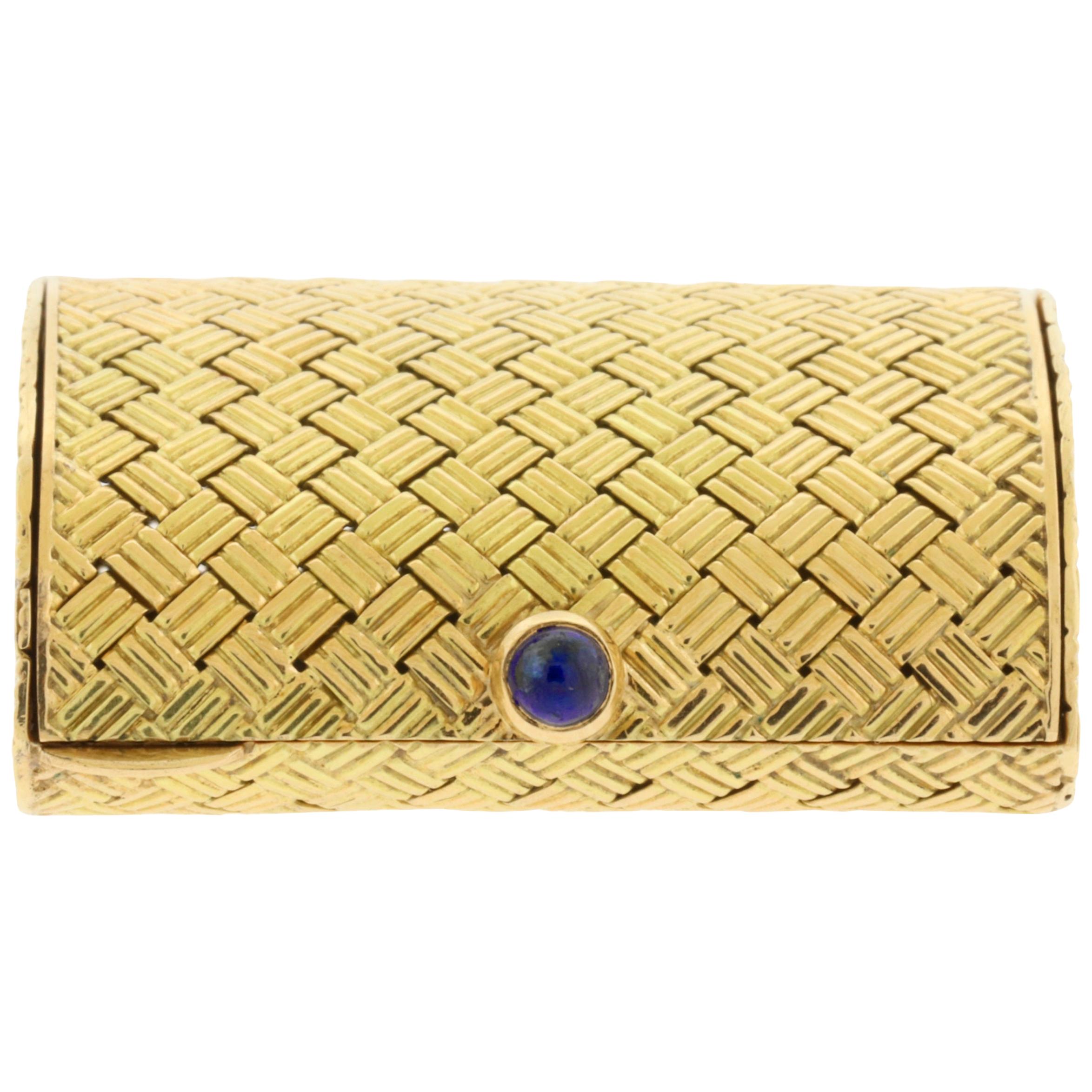 14 Karat Yellow Gold Basket Weave Sapphire Cabochon Pill Box Case Purse