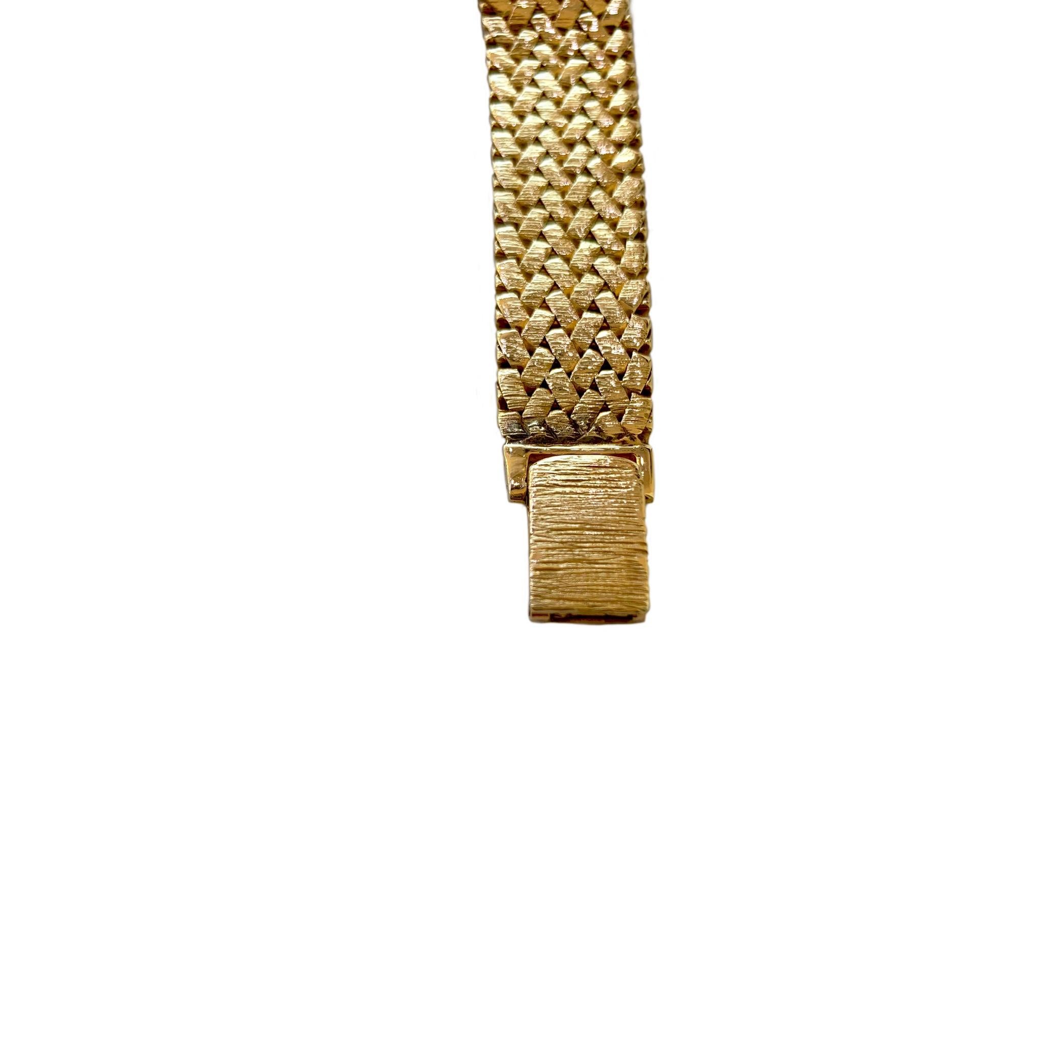 Women's or Men's Vintage Baume & Mercier 14 Karat Yellow Gold Wristwatch 1960s