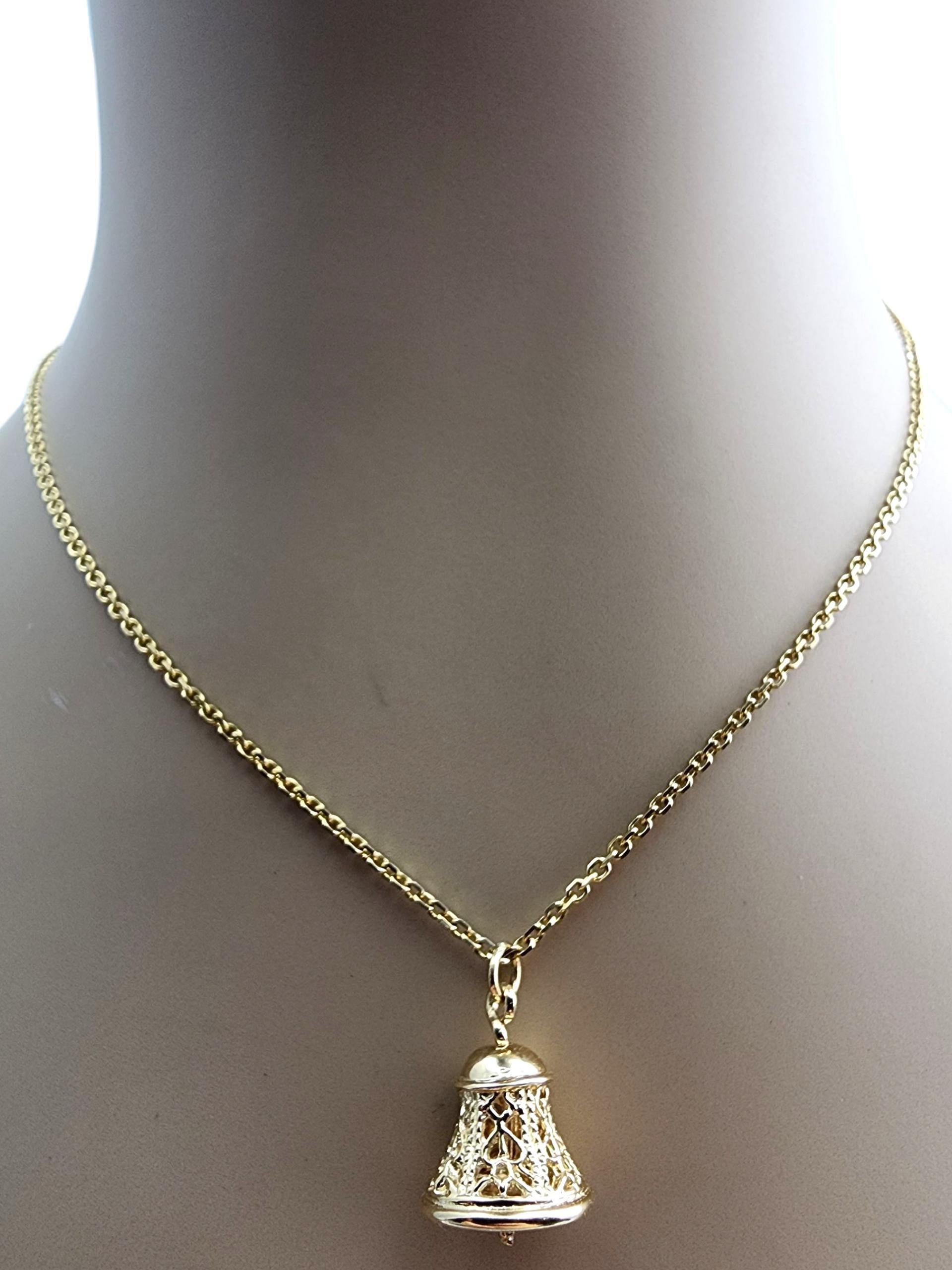 Charm a campana in oro giallo 14 carati #23934 in vendita 2