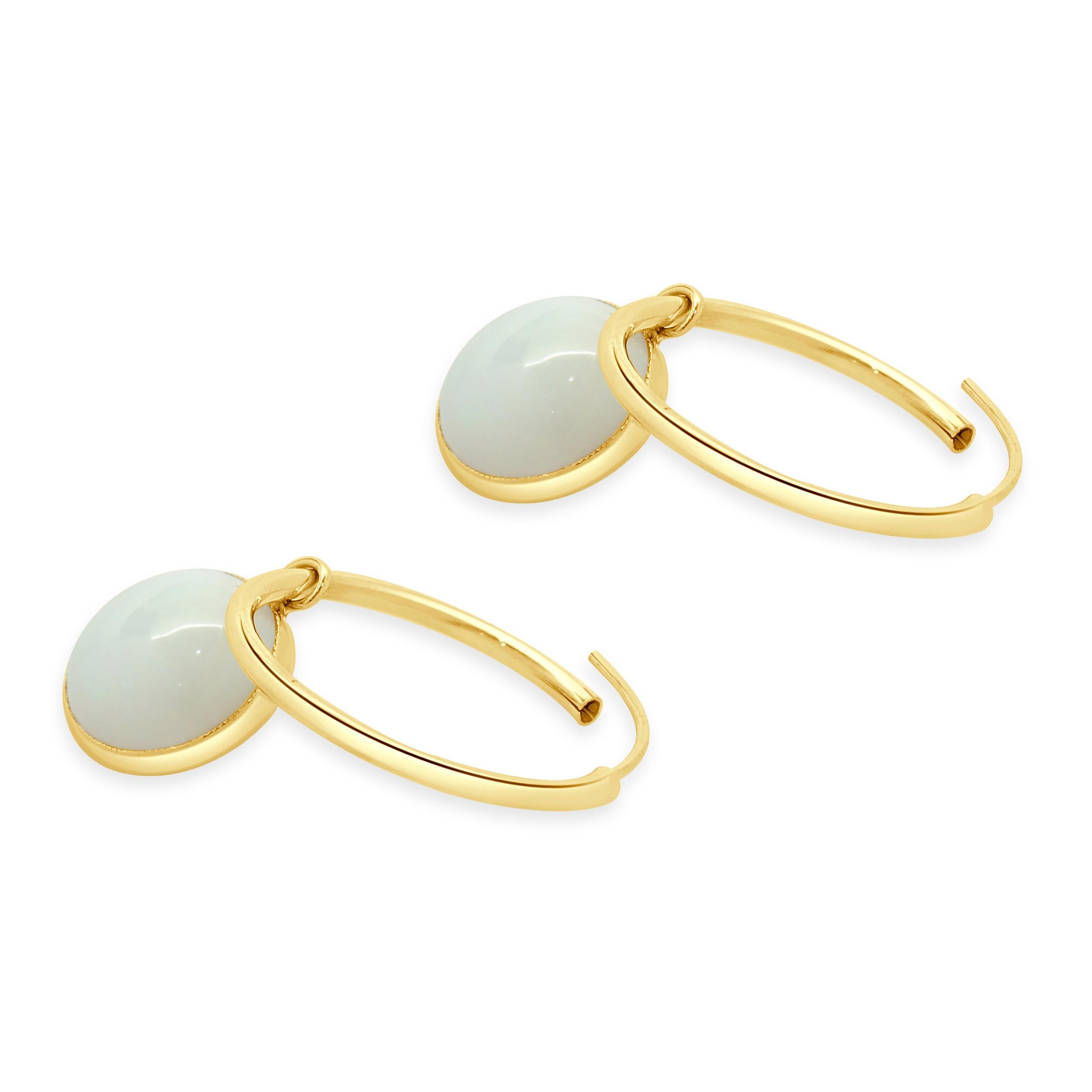14 Karat Yellow Gold Bezel Set Opal Endless Hoop Earrings In Excellent Condition For Sale In Scottsdale, AZ