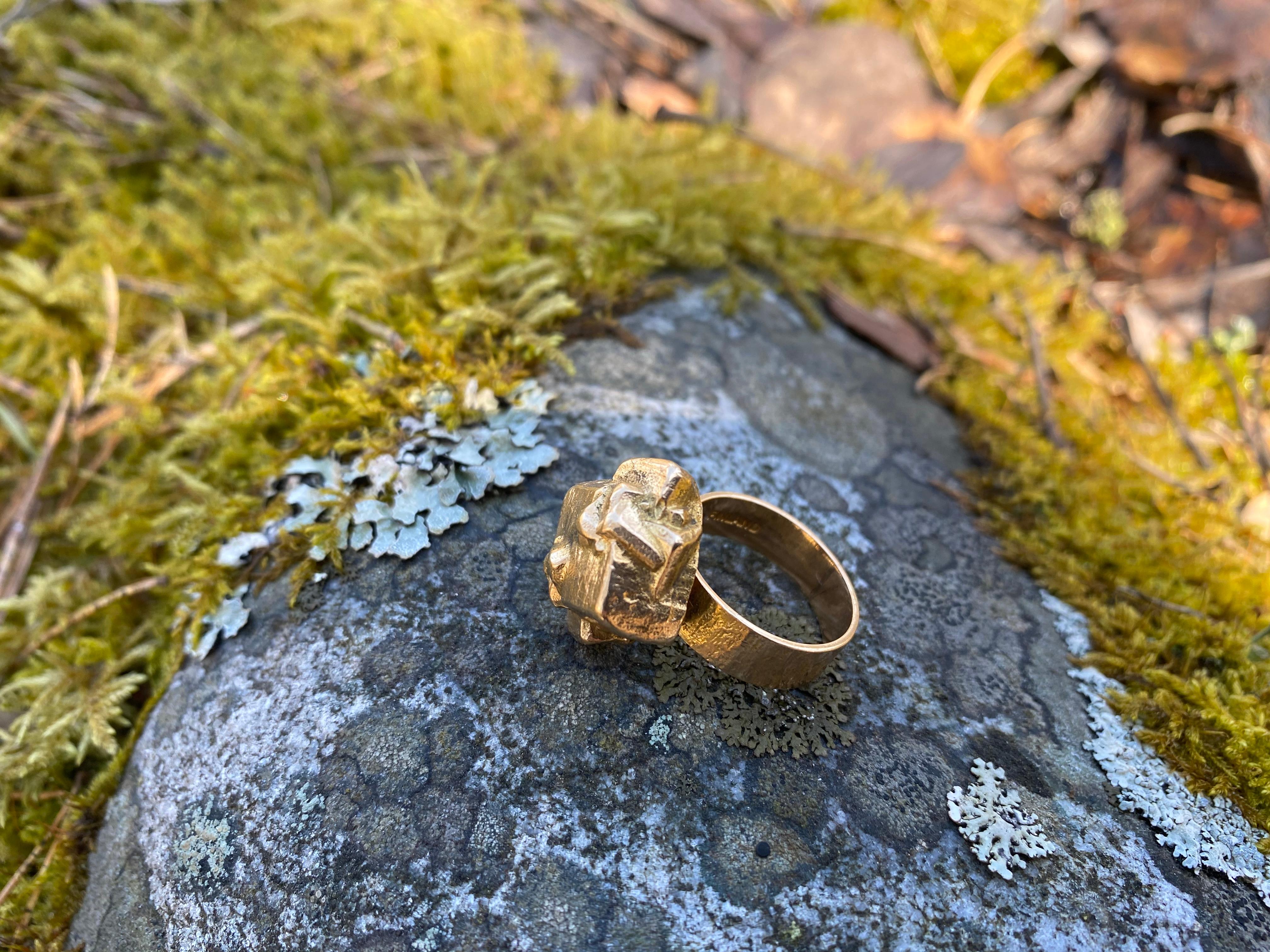 14 Karat Yellow Gold Björn Weckström 1969 Golden Geranium Ring 4
