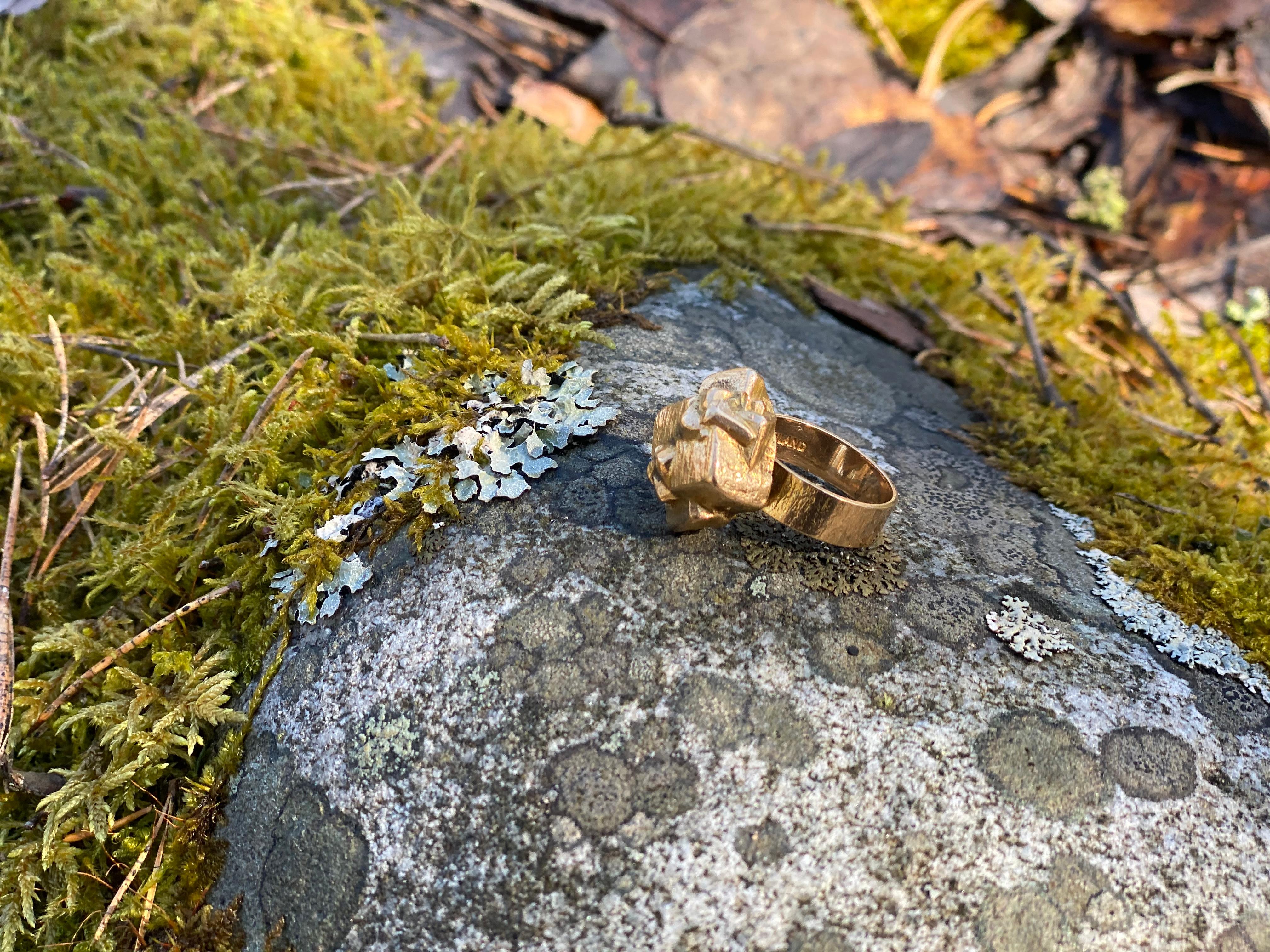 14 Karat Yellow Gold Björn Weckström 1969 Golden Geranium Ring 5