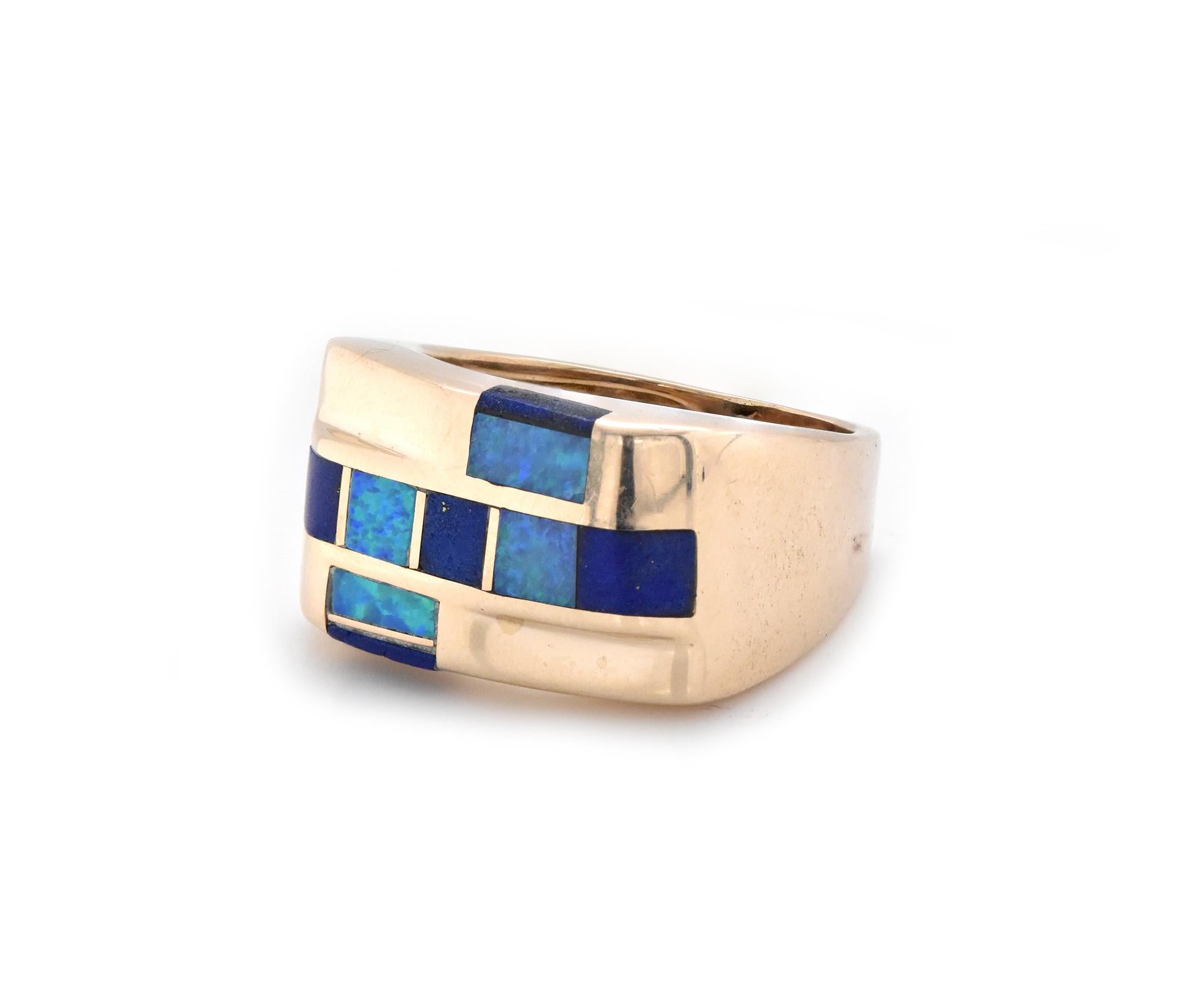 Mixed Cut 14 Karat Yellow Gold Black Mother of Pearl and Lapis Ring
