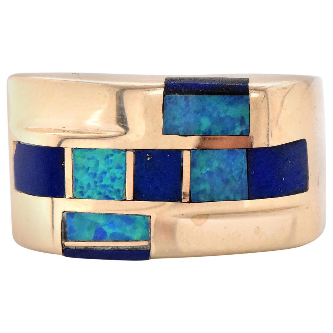 14 Karat Yellow Gold Black Mother of Pearl and Lapis Ring