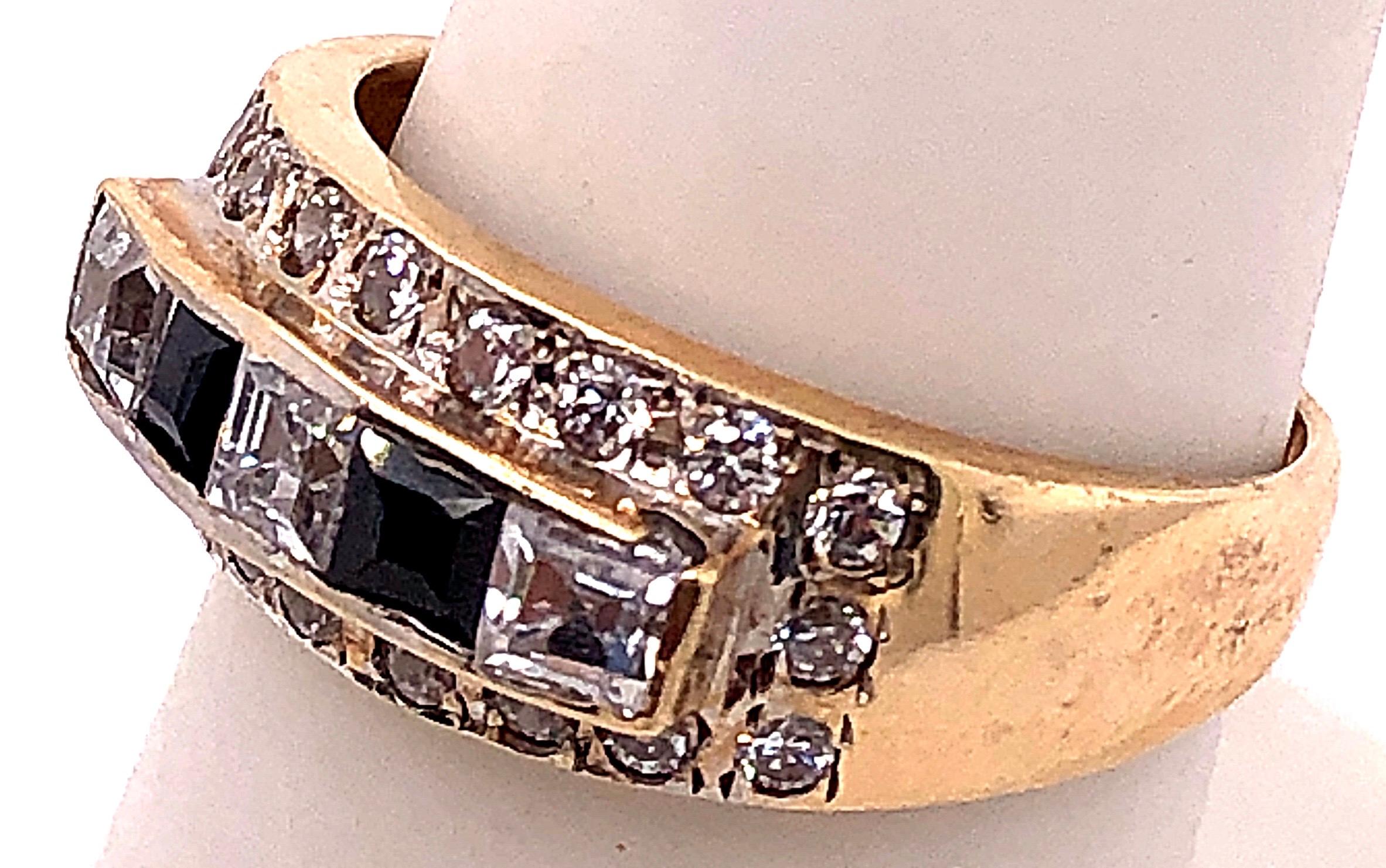 14 Karat Yellow Gold Black Onyx and Diamond Band / Ring Wedding Bridal In Good Condition For Sale In Manhasset, NY