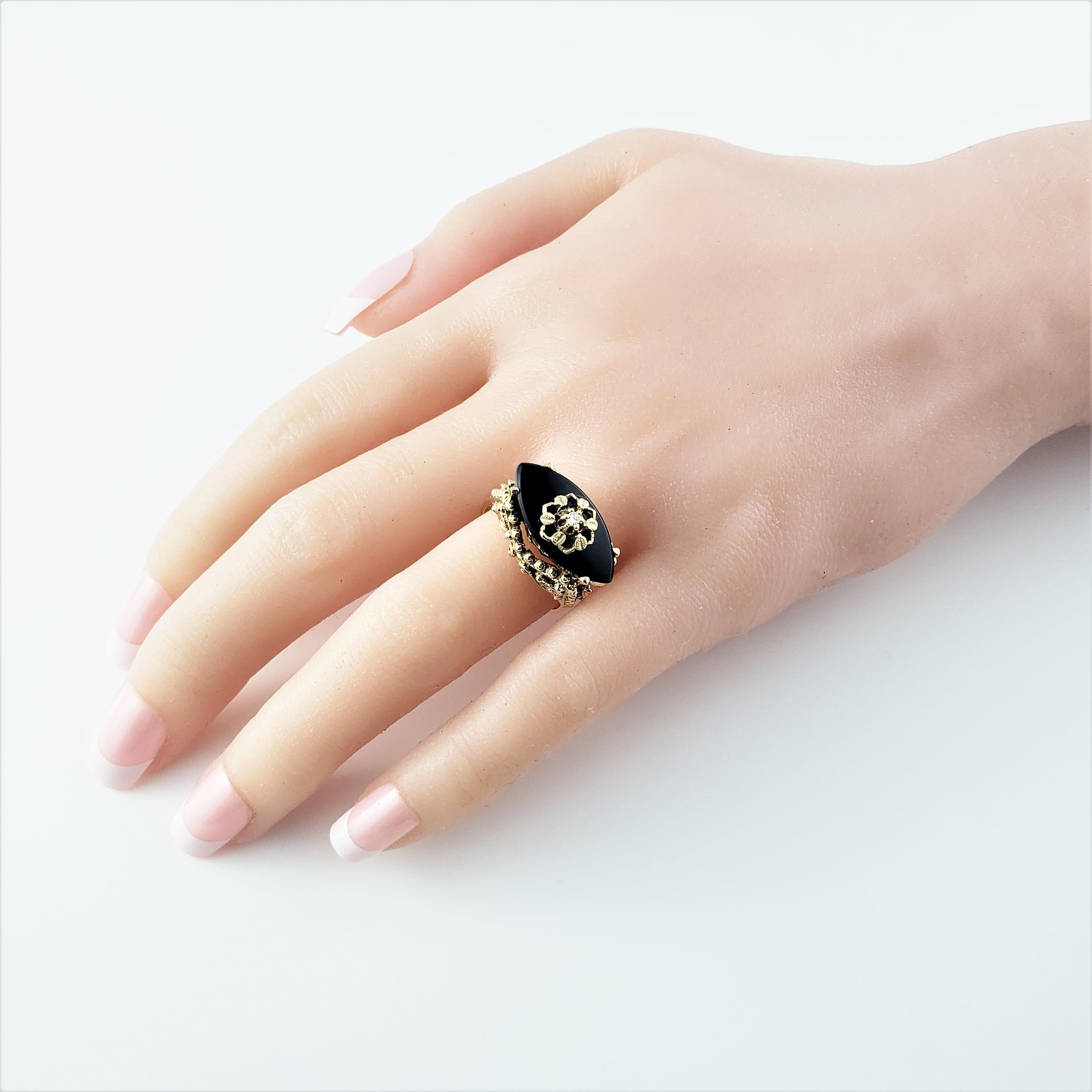14 Karat Gelbgold Ring mit schwarzem Onyx und Diamant im Angebot 3