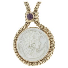 14 Karat Yellow Gold Black Onyx and Mother of Pearl Reversible Intaglio Necklace