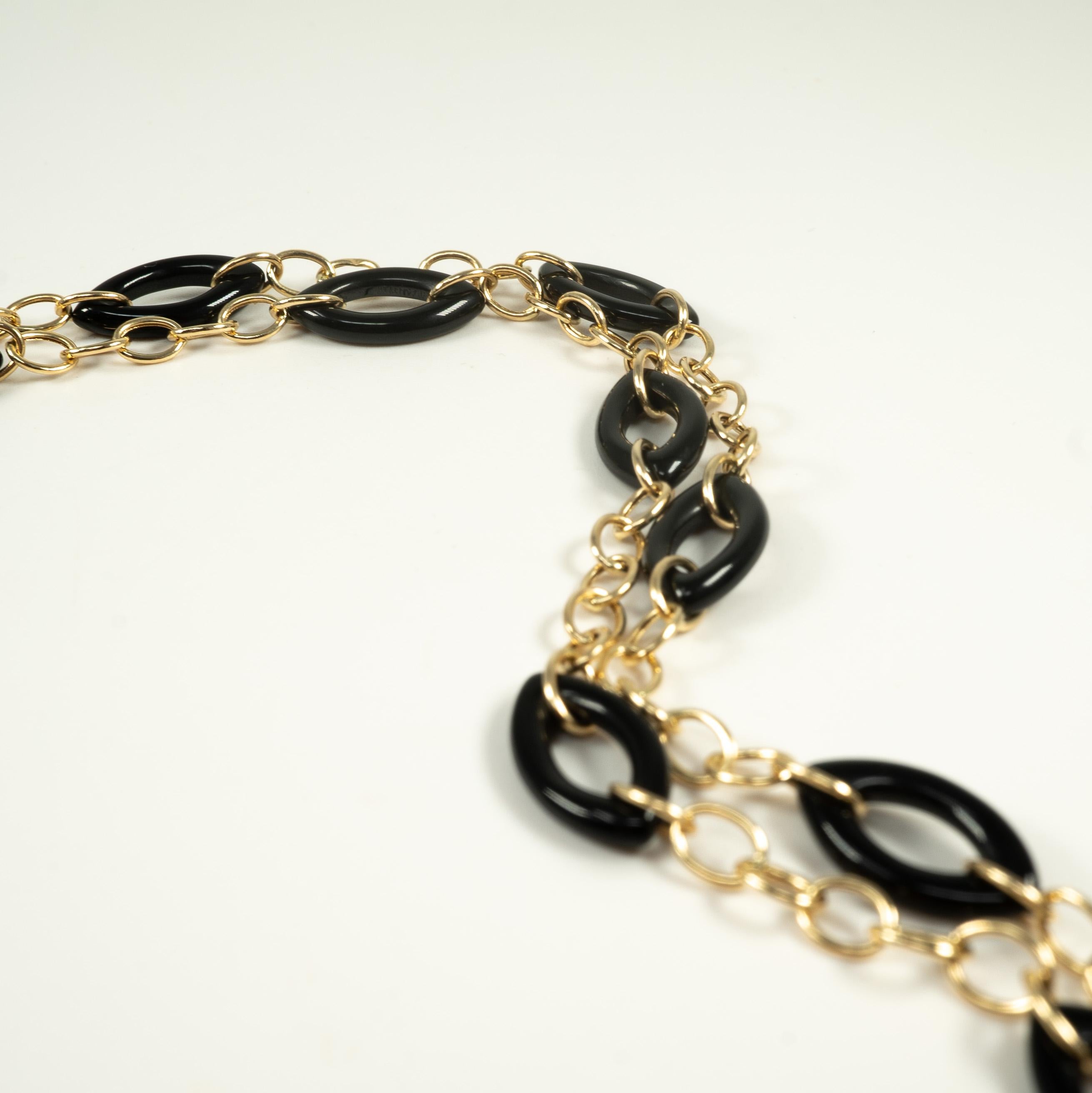 14 Karat Yellow Gold Black Onyx Necklace In Good Condition For Sale In Dallas, TX