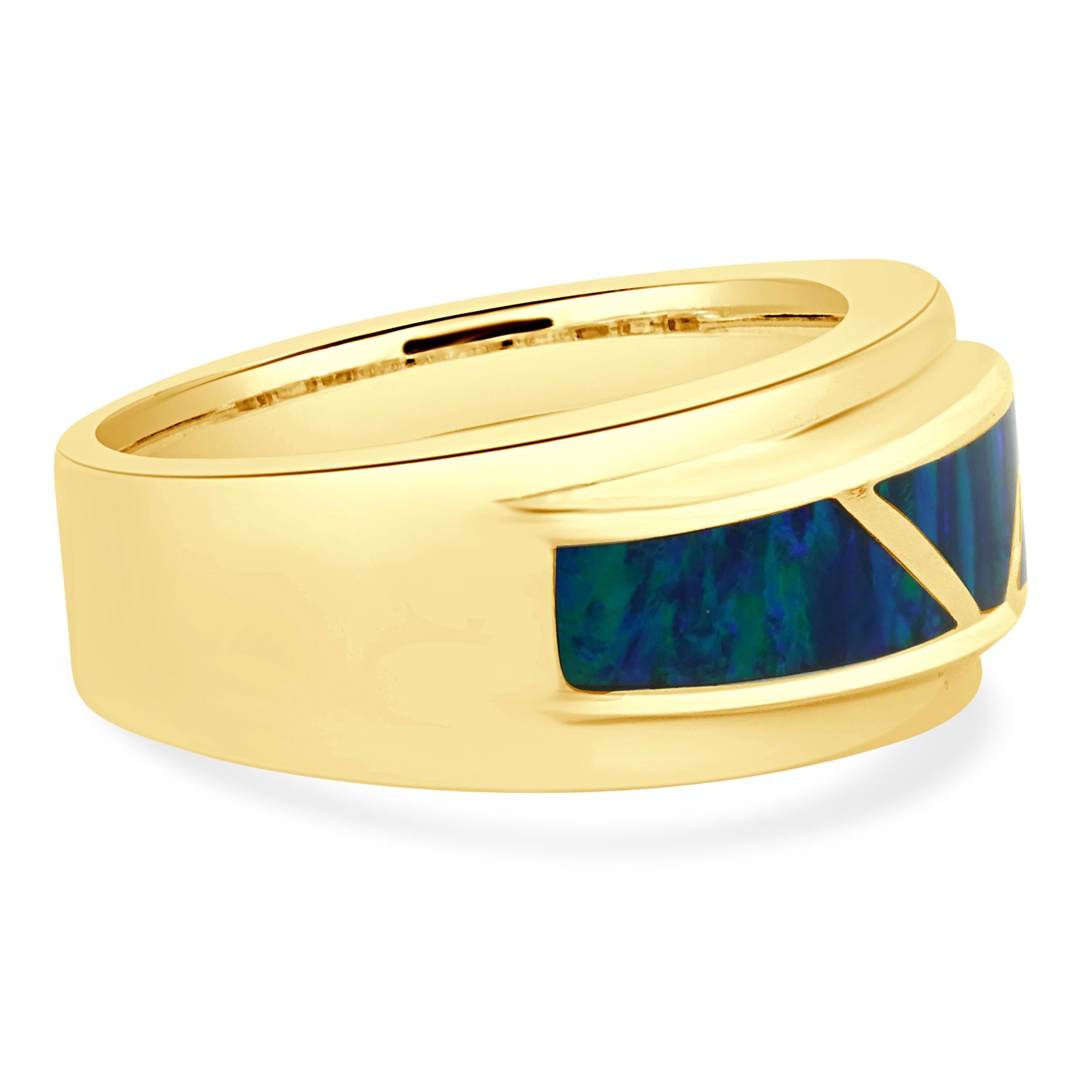 14 Karat Yellow Gold Black Opal Inlay Ring In Excellent Condition For Sale In Scottsdale, AZ
