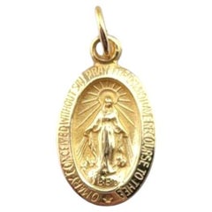Colgante de oro amarillo de 14 quilates con la Medalla Milagrosa de la Virgen #21140