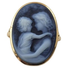 Vintage  14 Karat Yellow Gold Blue Agate Mother Child Cameo Ring Size 7 #15525