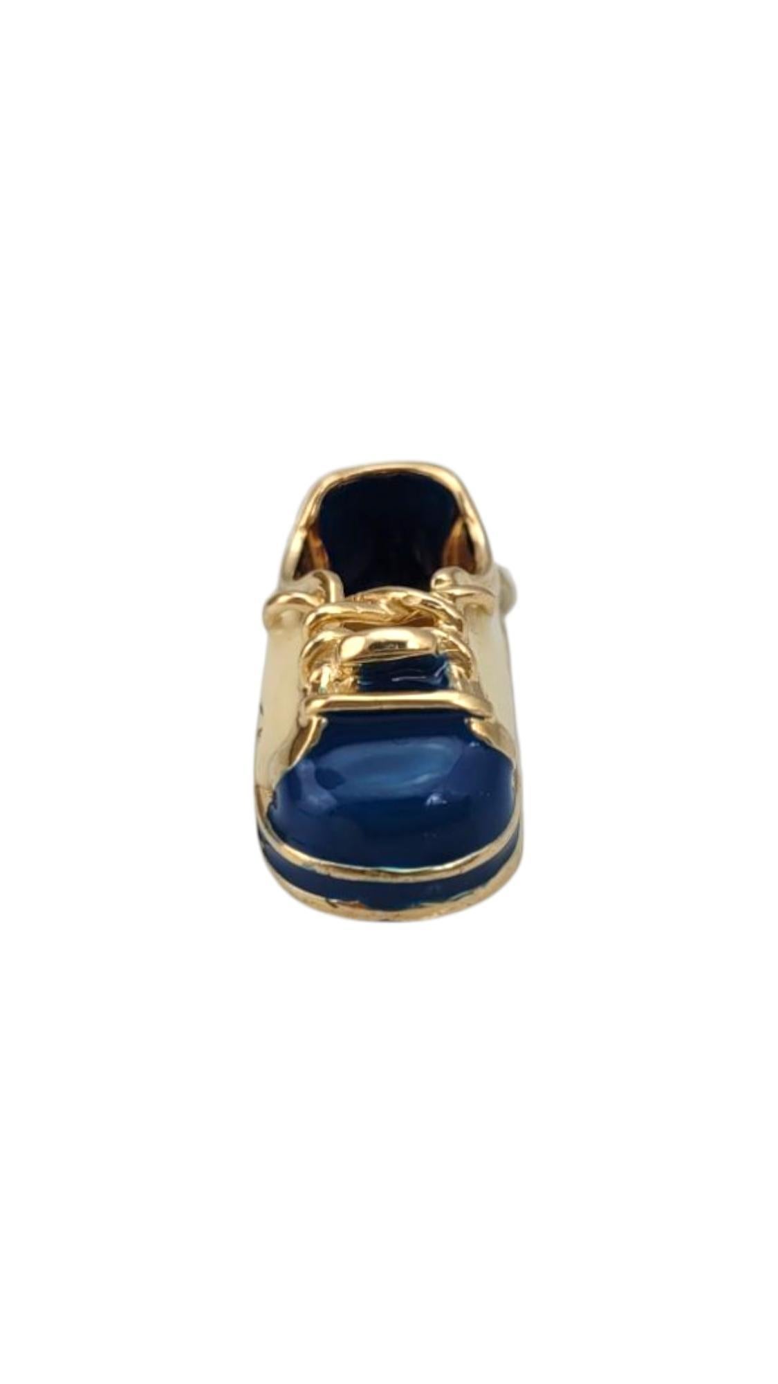 14 Karat Yellow Gold Blue Baby Shoe Charm #21634 In condizioni buone in vendita a Washington Depot, CT