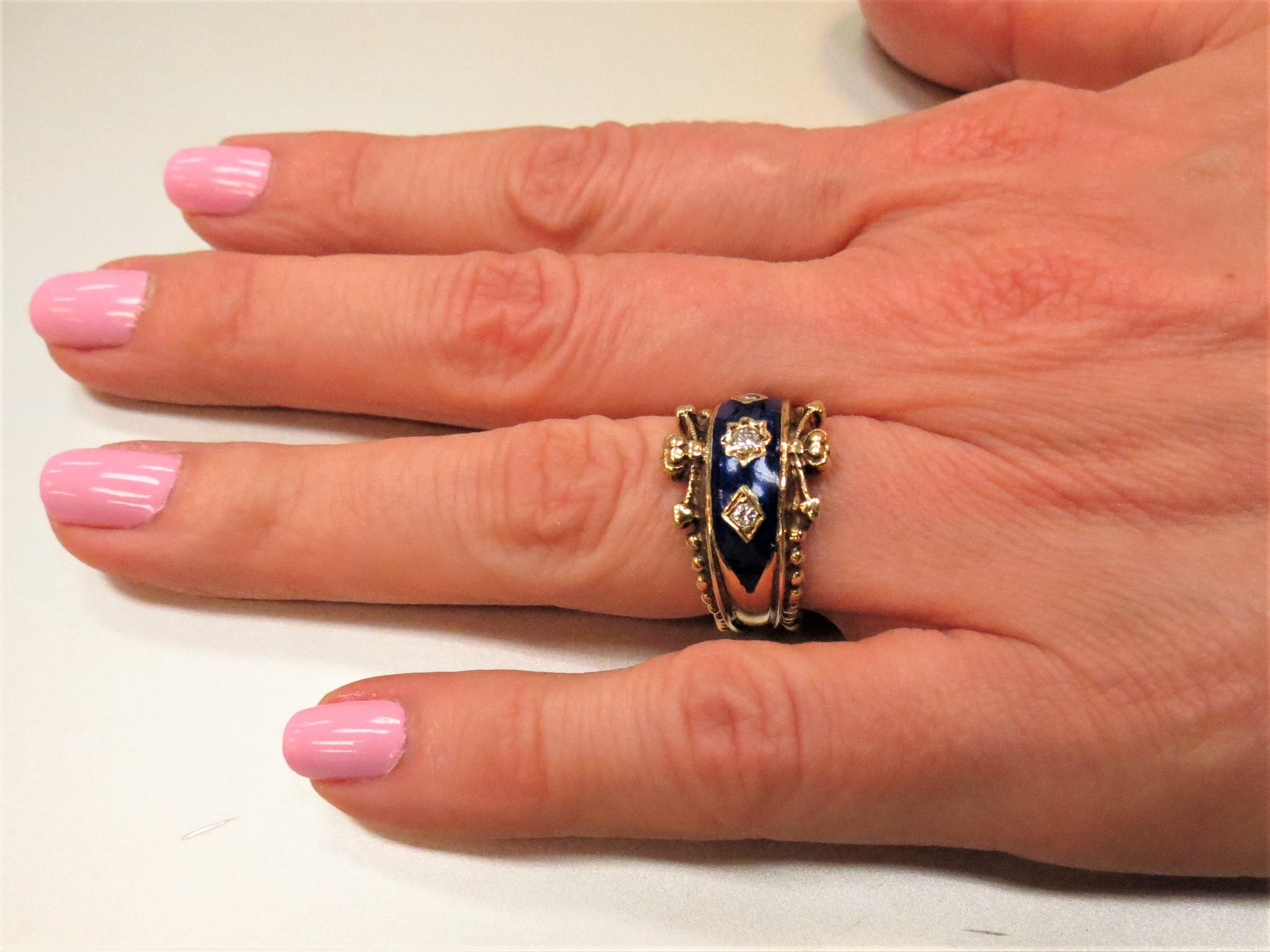 Contemporary 14 Karat Yellow Gold Blue Enamel and Diamond Ring For Sale