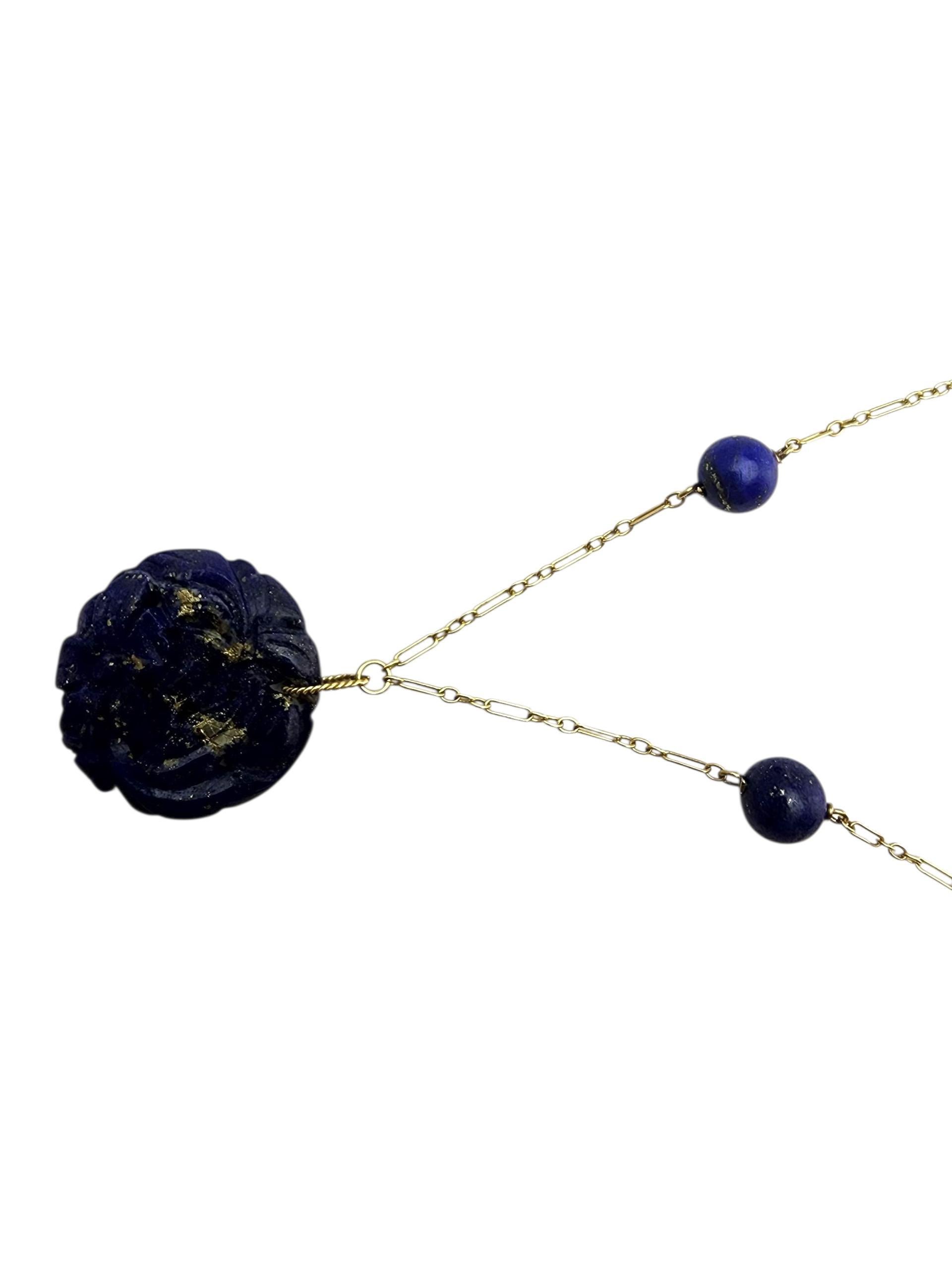 Contemporain Collier en or jaune 14 carats avec pendentif en lapis bleu #23515 en vente