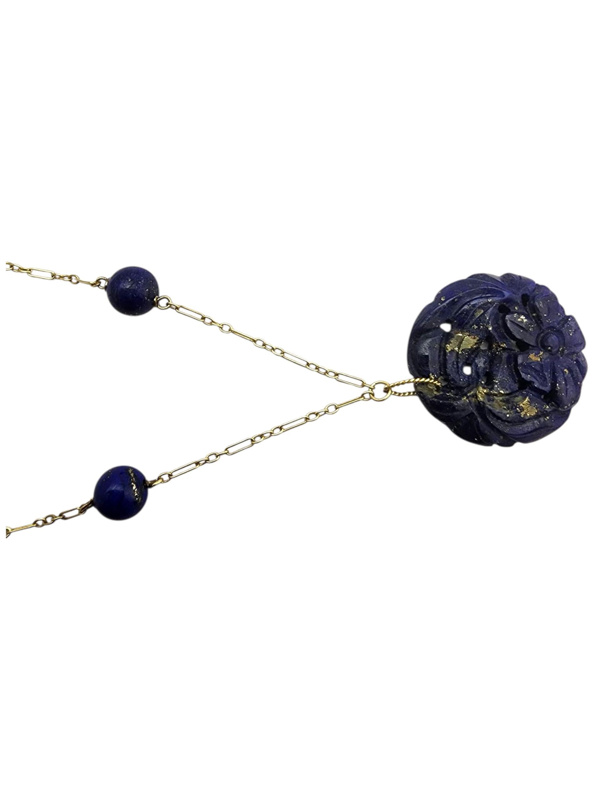 Collier en or jaune 14 carats avec pendentif en lapis bleu #23515 Pour femmes en vente