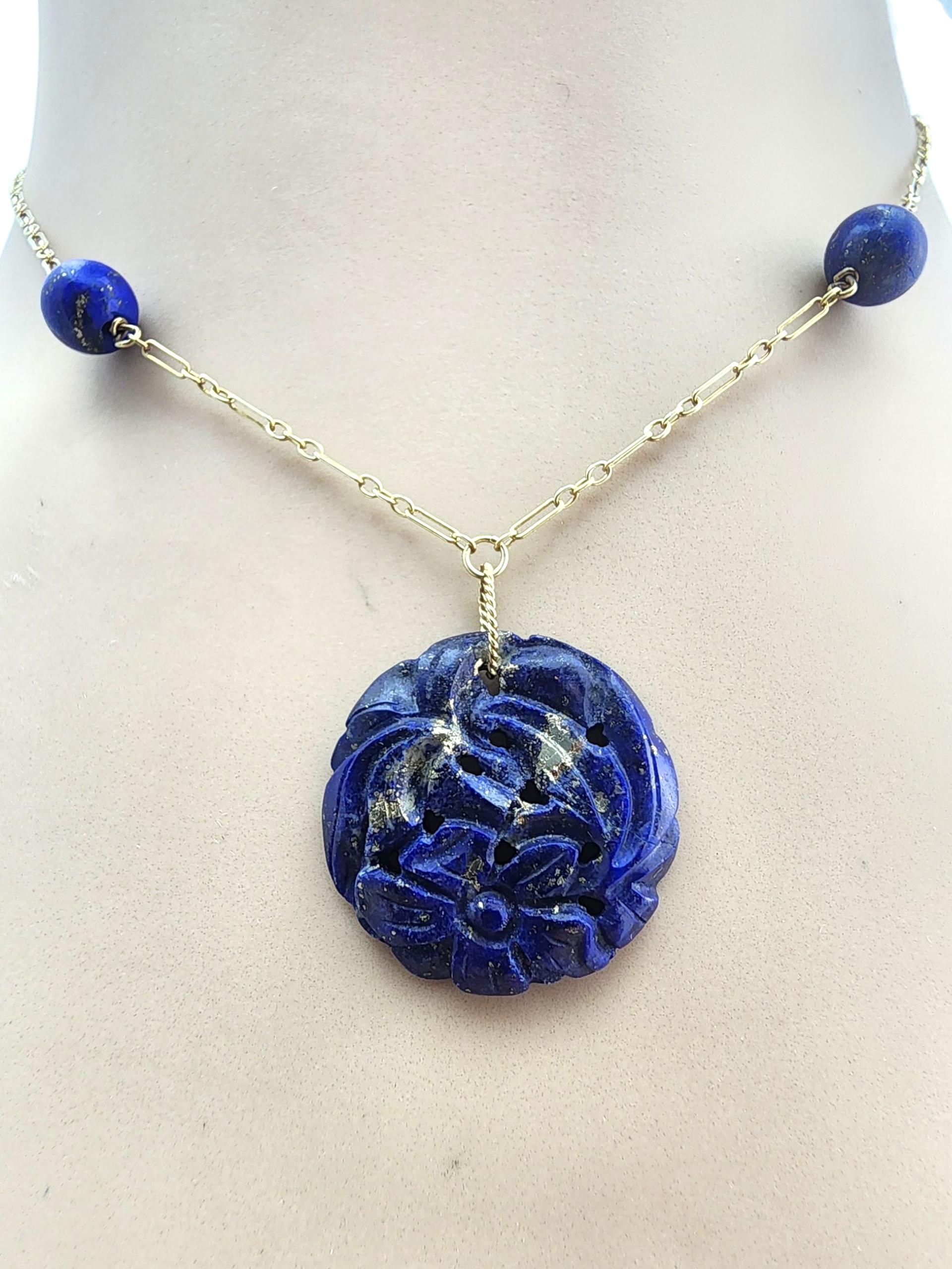 Collier en or jaune 14 carats avec pendentif en lapis bleu #23515 en vente 3