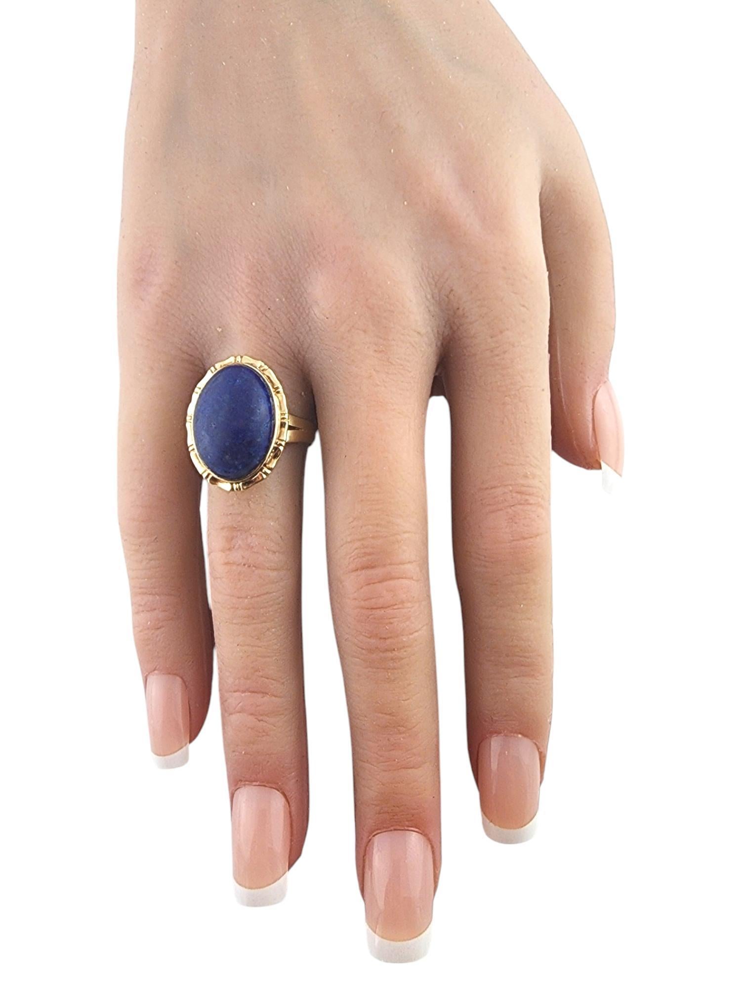 Bague en or jaune 14 carats et lapis bleu taille 7,75 n°19378 en vente 3