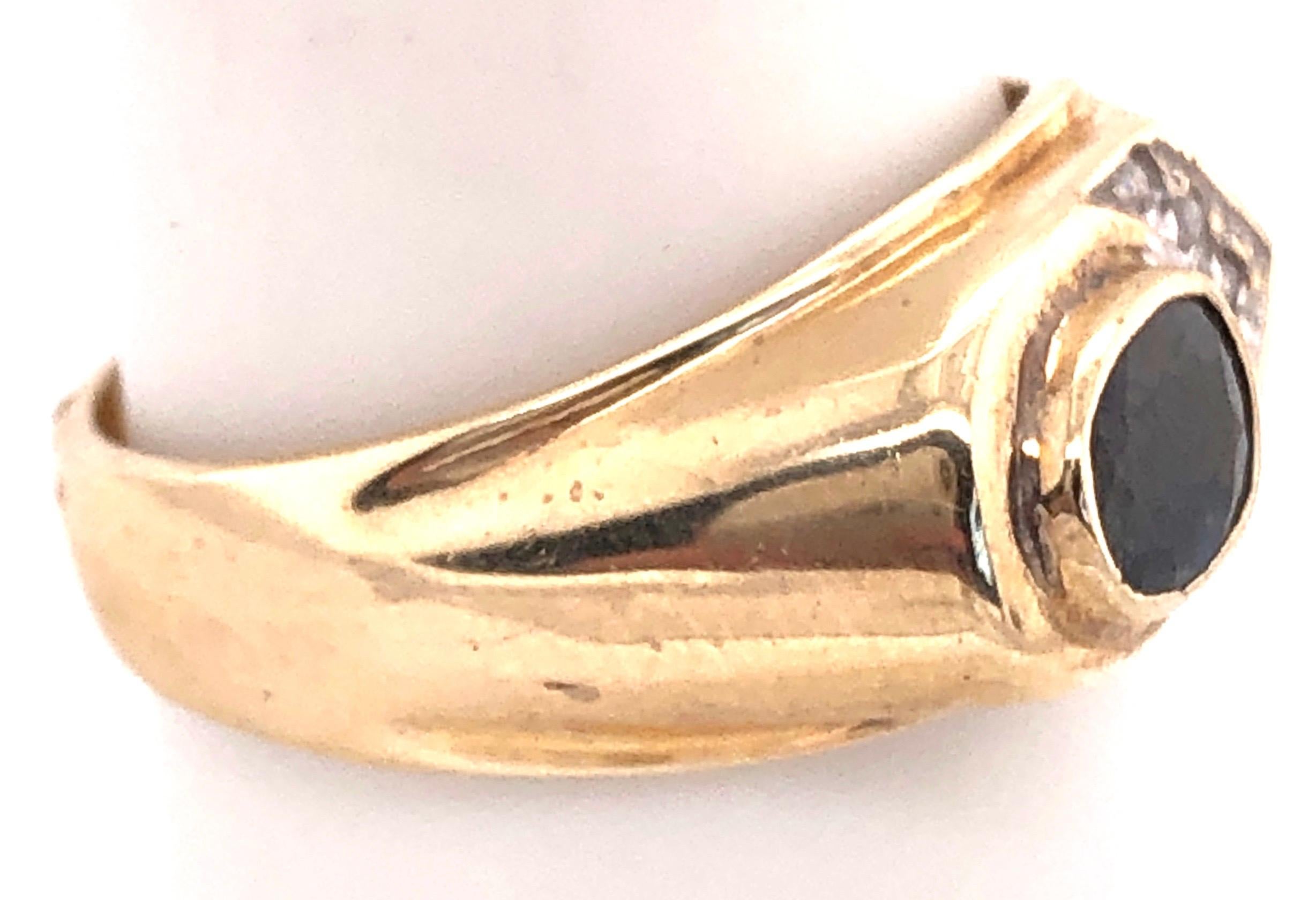 14 Karat Yellow Gold Blue Sapphire Solitaire with Diamond Accent Ring For Sale 5