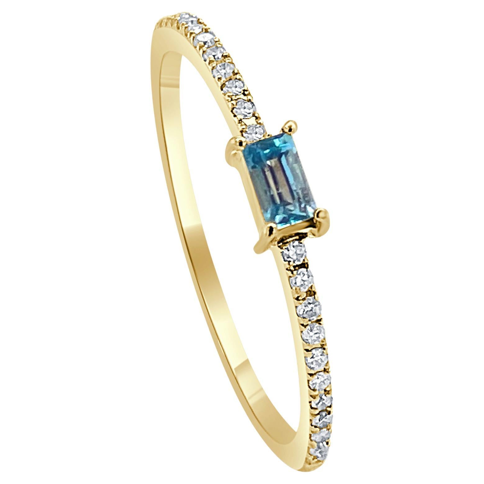 14 Karat Yellow Gold Blue Topaz Stackable Birthstone Ring, November Gemstone For Sale