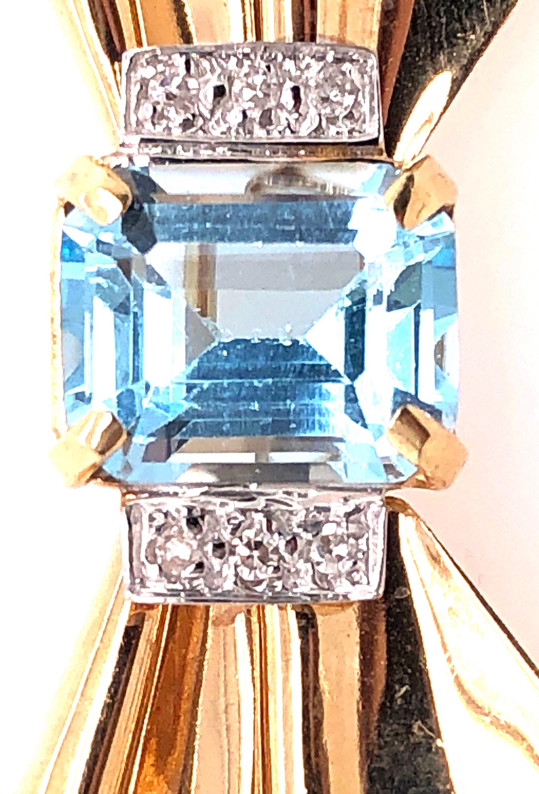 14 Karat Yellow Gold Bow Brooch with Blue Topaz and Diamond Accents For Sale 2