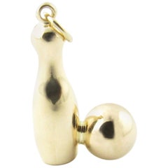 14 Karat Gelbgold Bowling Pin und Kugel Charme