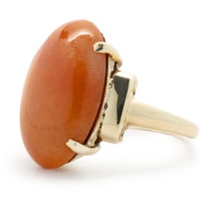 14 Karat Yellow Gold Brown Jade Ring