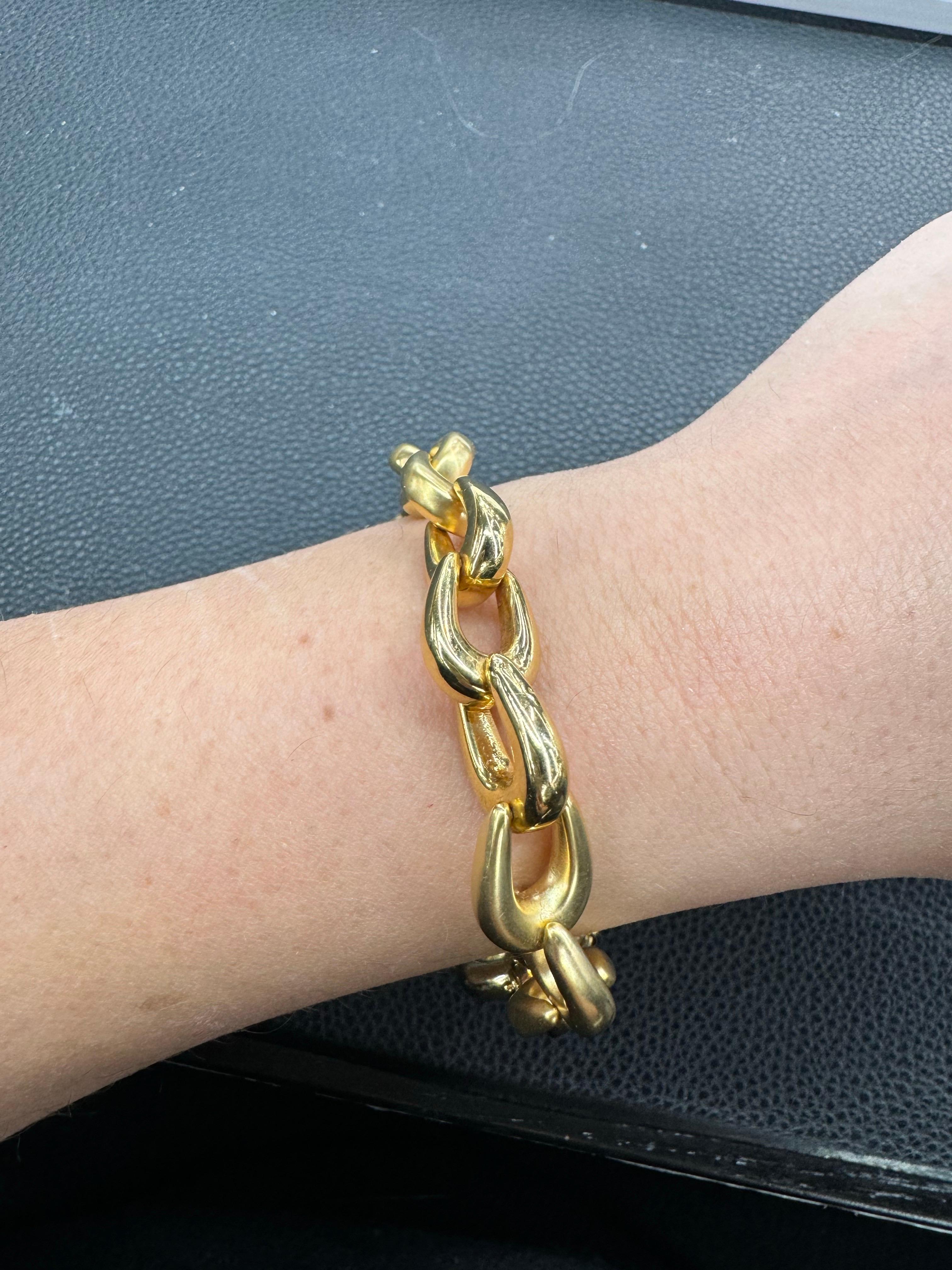 Contemporain Bracelet à maillons chevaux en or jaune 14 carats brossé, 19,5 grammes 8