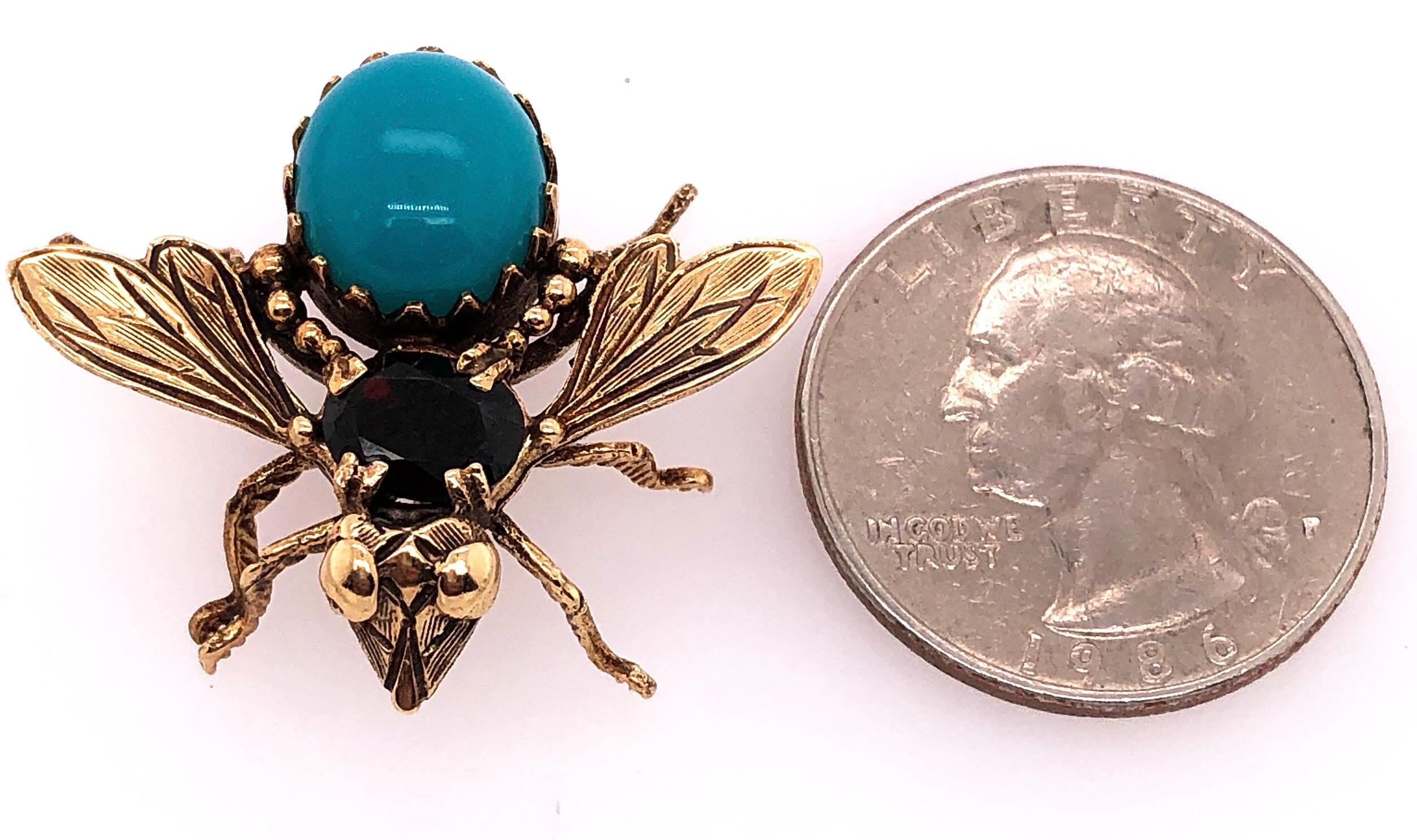 14 Karat Yellow Gold Bug / Insect Brooch with Semi Precious Stones In Good Condition For Sale In Stamford, CT