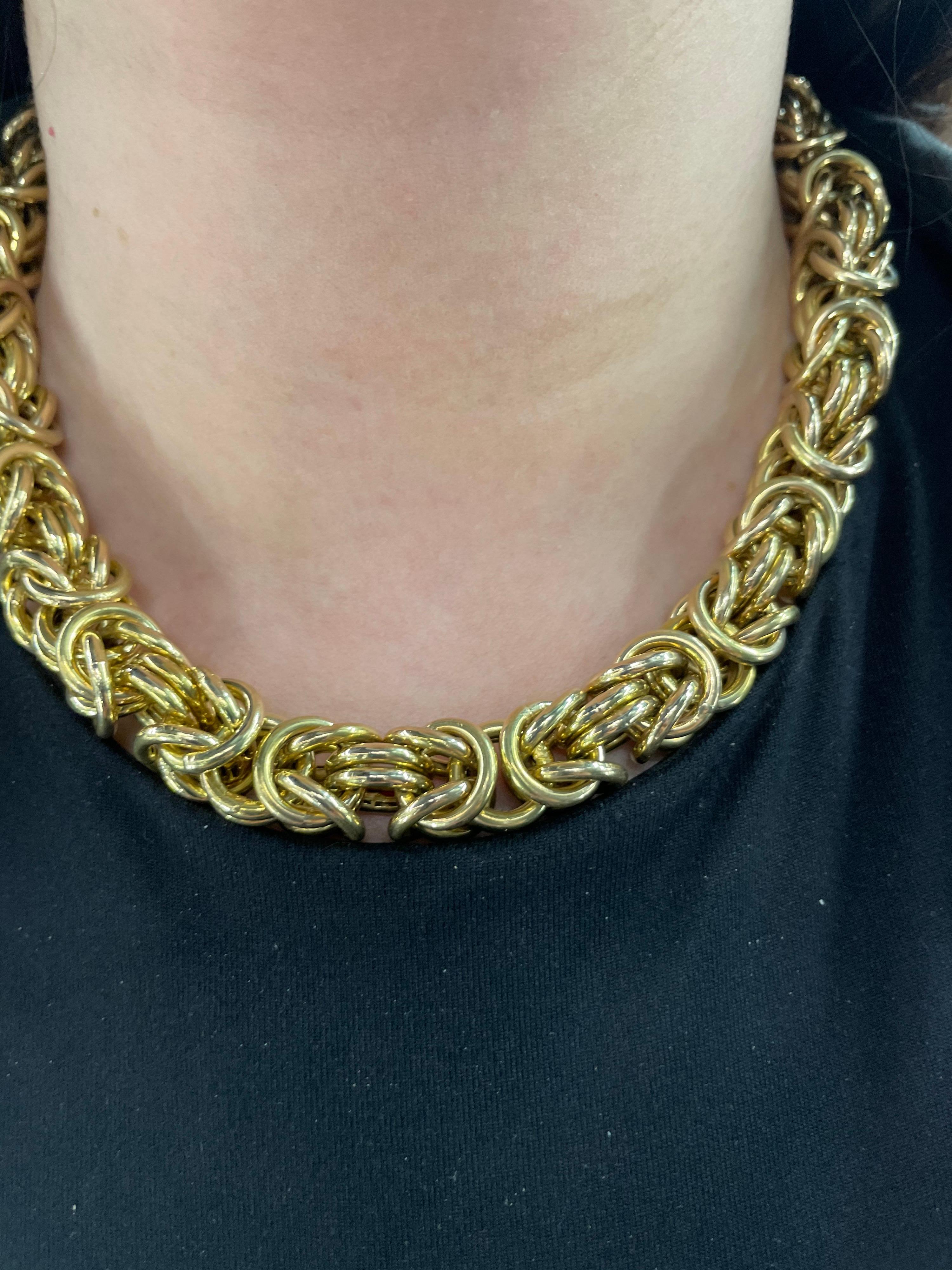 14 Karat Yellow Gold Byzantine Style Necklace 105.6 Grams For Sale 2