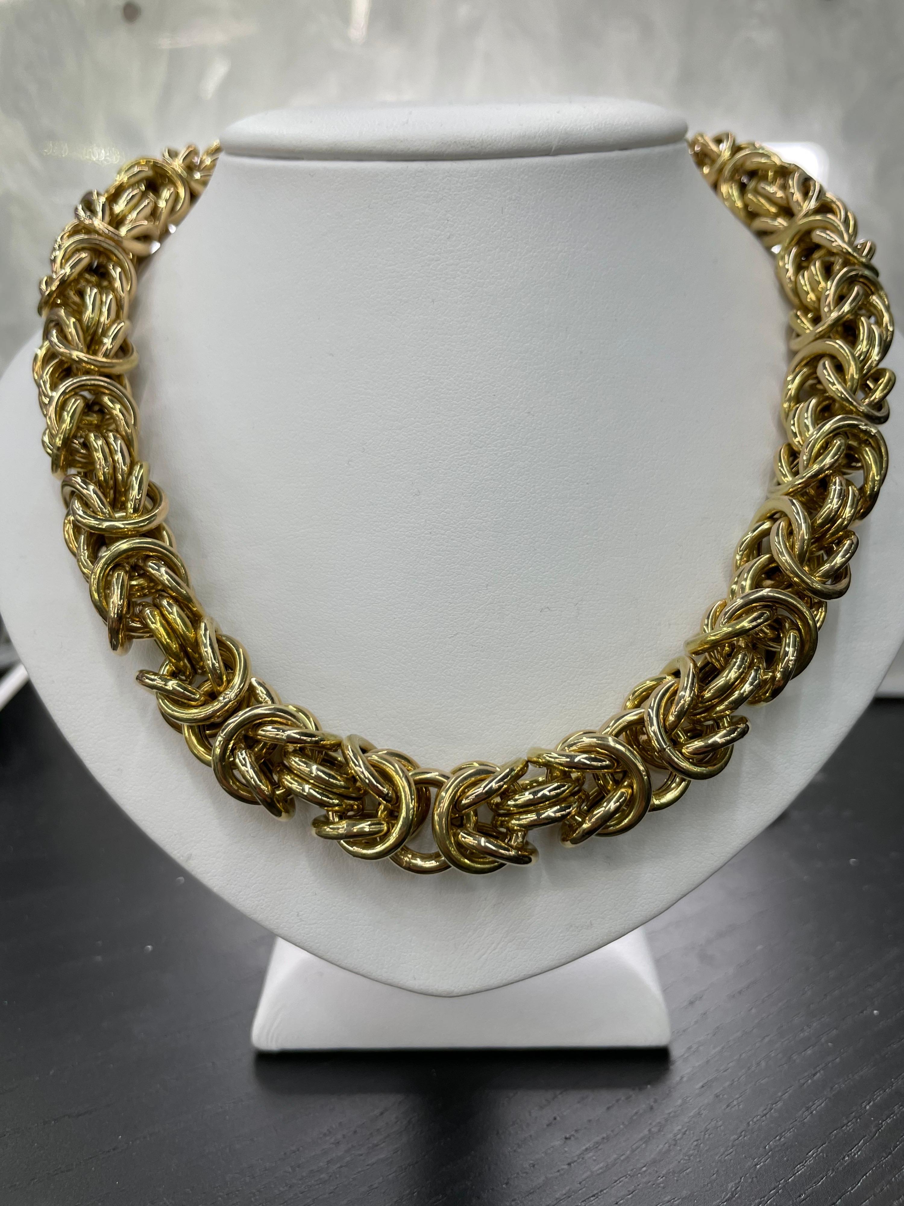 14 Karat Yellow Gold Byzantine Style Necklace 105.6 Grams For Sale 6
