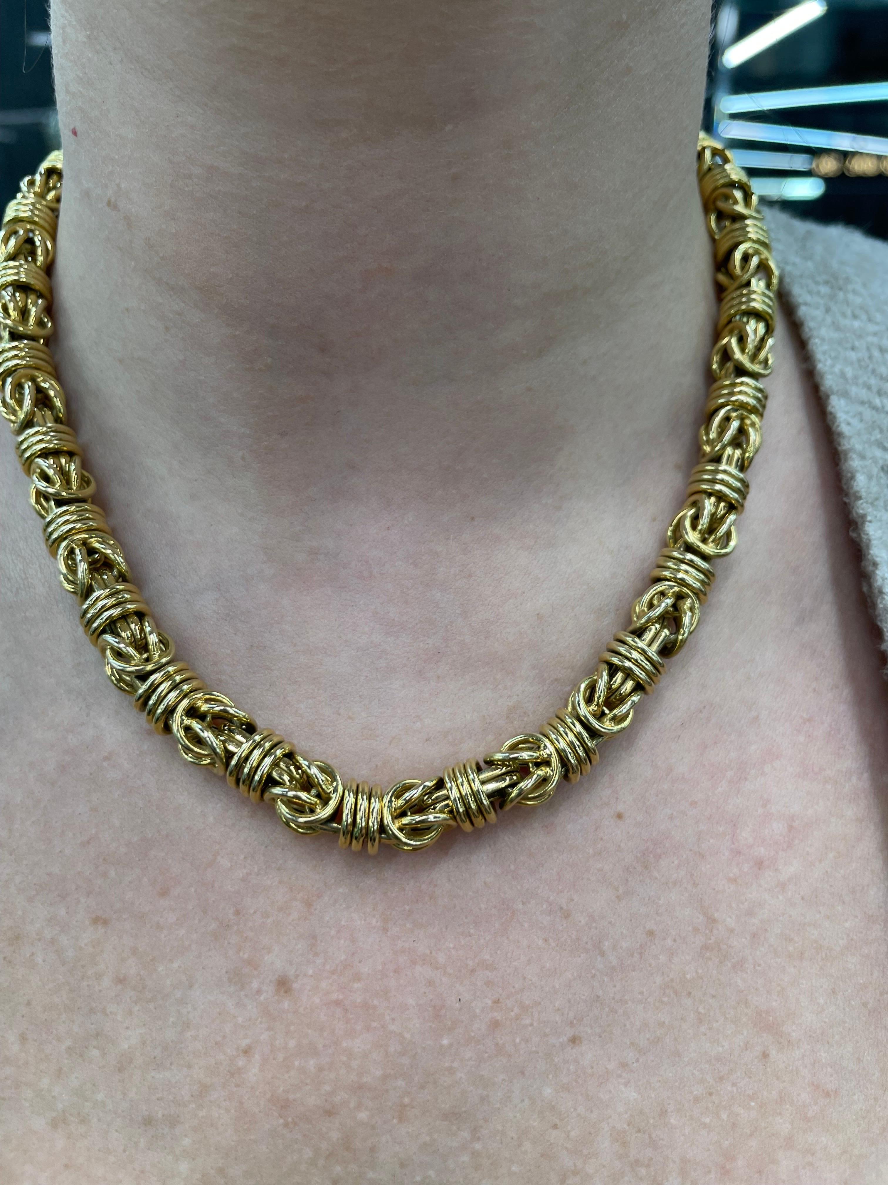14 Karat Yellow Gold Byzantine Wide Necklace 70 Grams 18.5 Inches Made In Italy For Sale 3