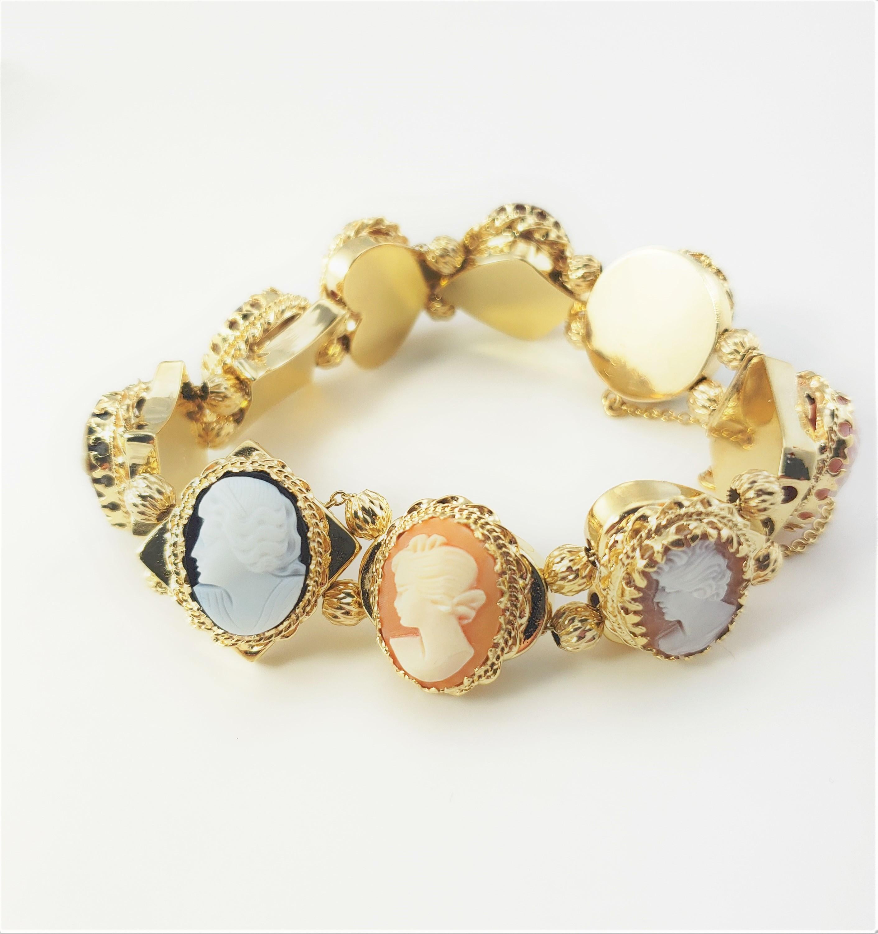 14 Karat Yellow Gold Cameo Bracelet In Good Condition In Washington Depot, CT