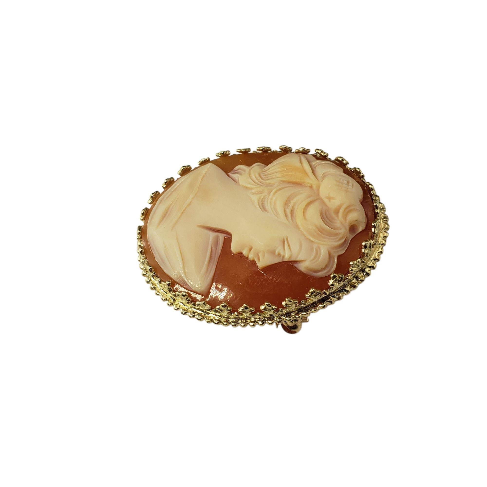 14 Karat Yellow Gold Cameo/Brooch Pendant-

This stunning cameo features a lovely lady in profile set in beautifully detailed 14K yellow gold. Can be worn as a brooch or a pendant.

Size: 33 mm x 26 mm

Weight: 5.0 dwt./7.8 gr.

Stamped: 14K

Very