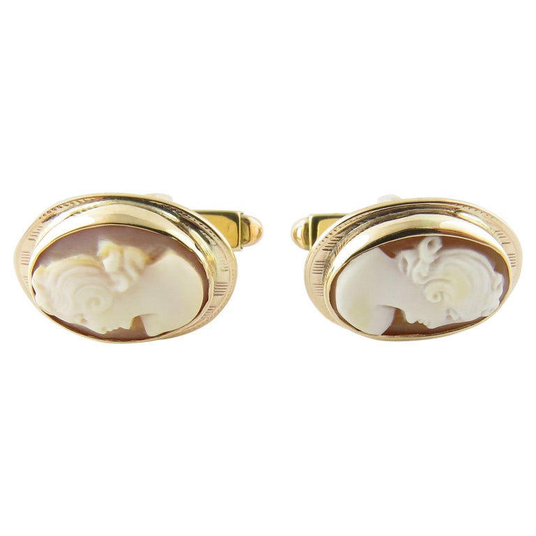 14 Karat Yellow Gold Cameo Cufflinks at 1stDibs
