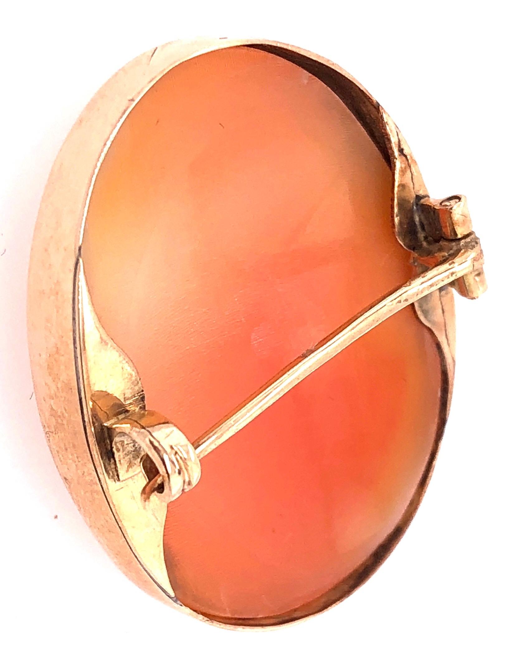 14 Karat Yellow Gold Cameo of Woman's Profile Pendant and Brooch In Good Condition For Sale In Stamford, CT
