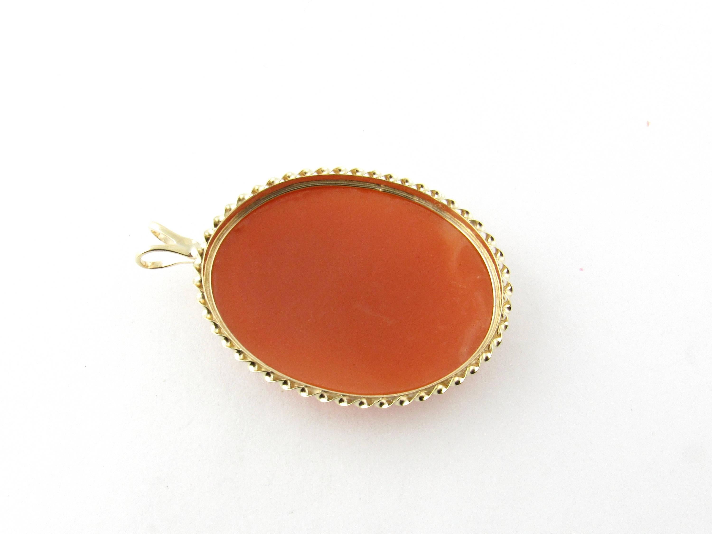 14 Karat Yellow Gold Cameo Pendant For Sale 2