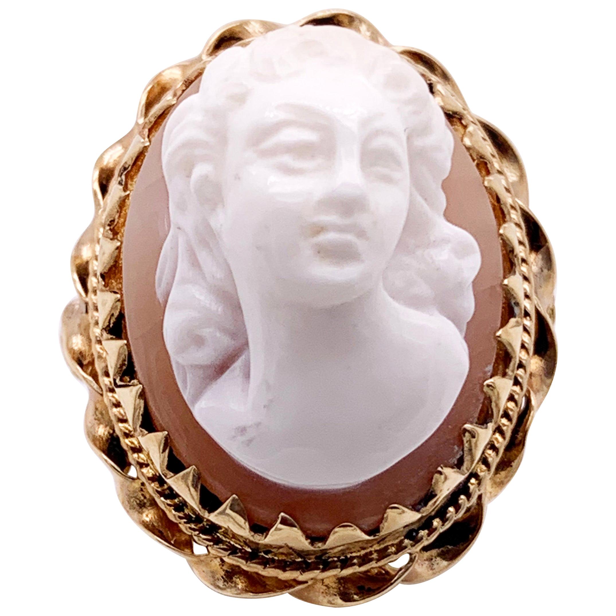 14 Karat Yellow Gold Cameo Ring 8.22 Grams Total