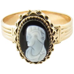 Vintage 14 Karat Yellow Gold Cameo Ring