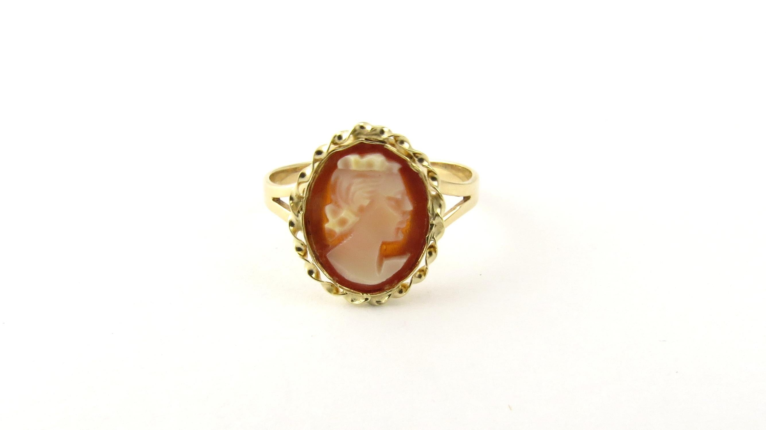 14 Karat Yellow Gold Cameo Ring 3