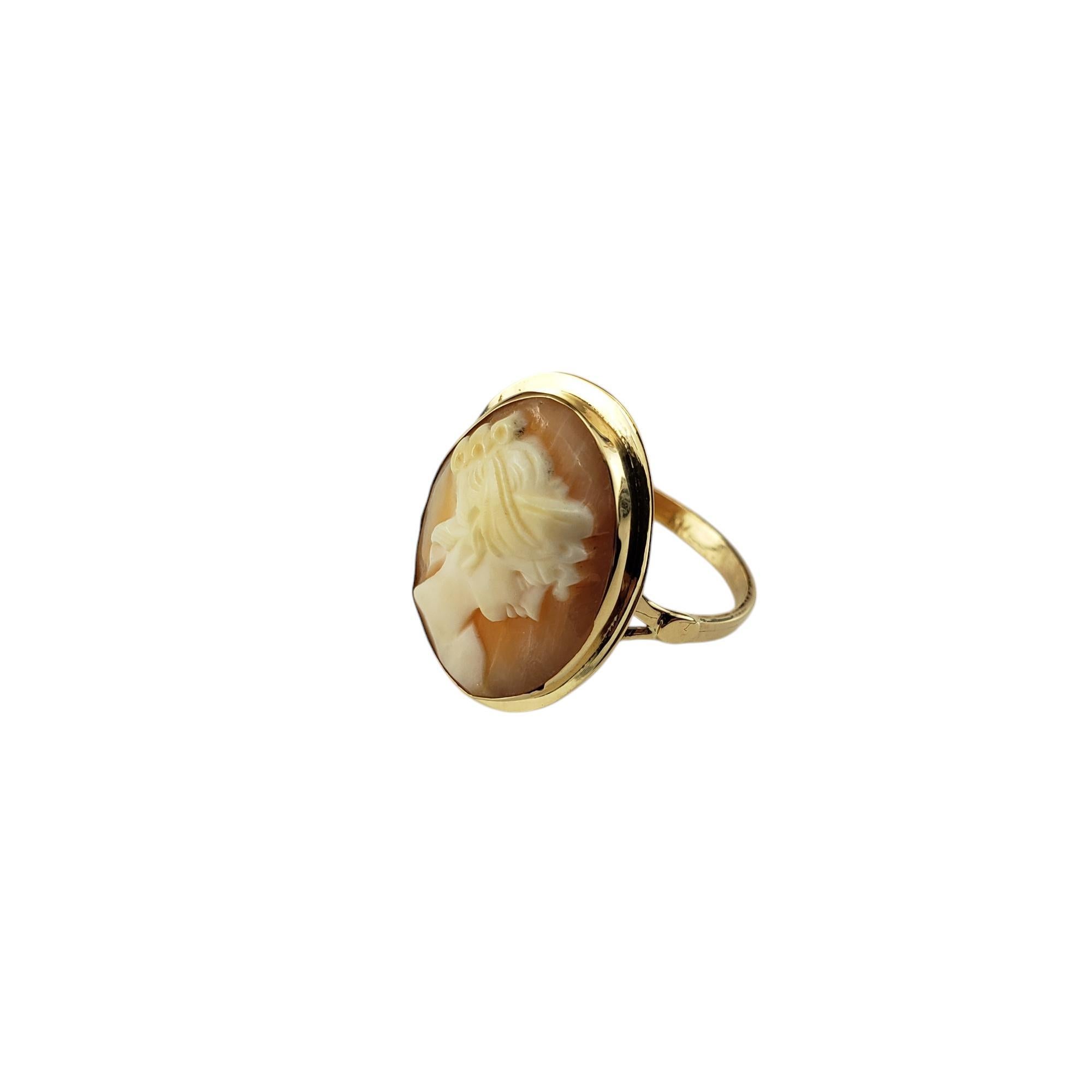 14 Karat Yellow Gold Cameo Ring Size 6.5 #19735 In Good Condition In Washington Depot, CT