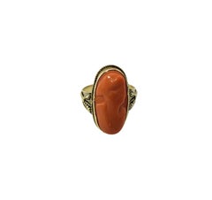 Bague camée en or jaune 14 carats