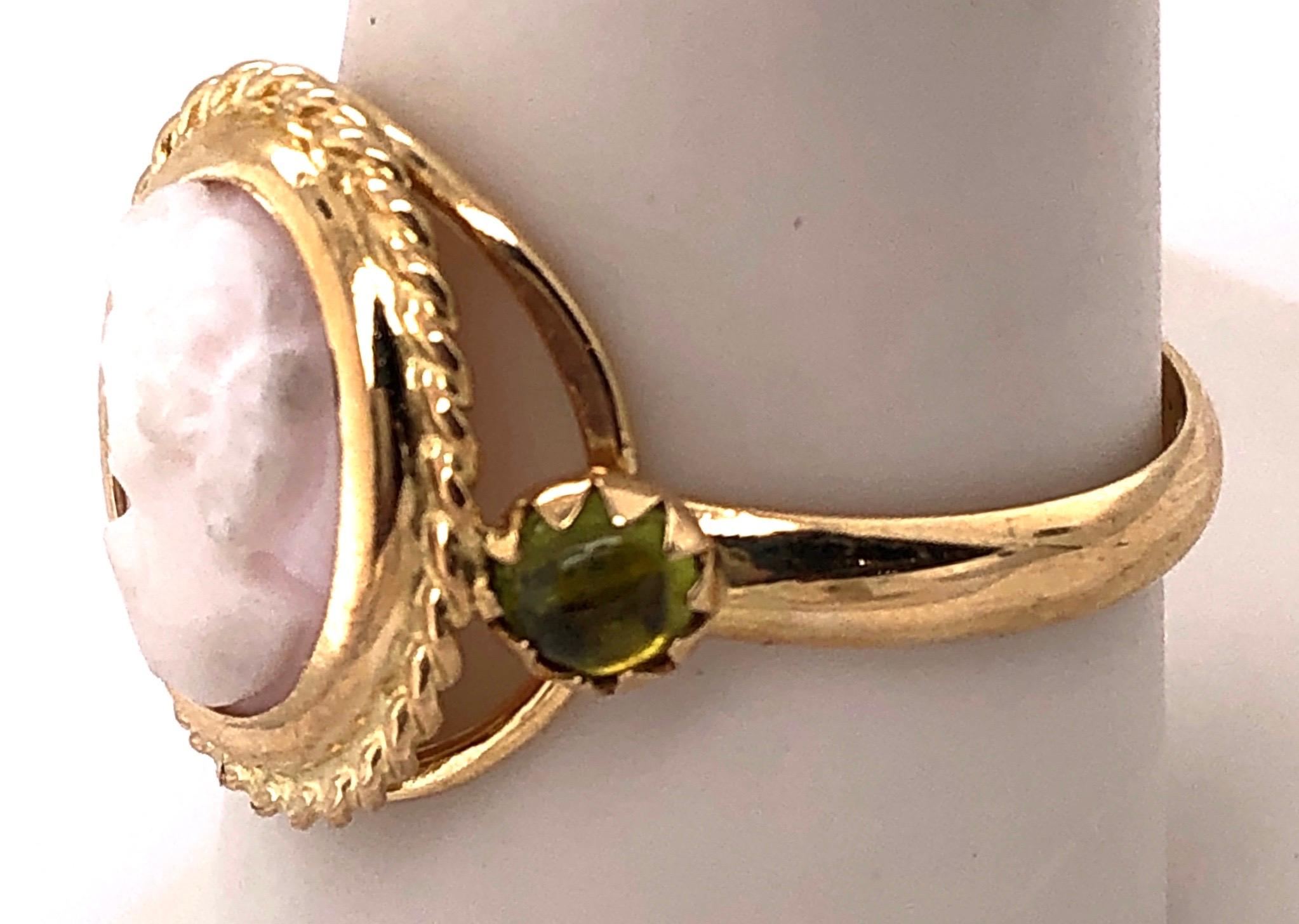 14 Karat Yellow Gold Cameo Ring with Stones In Good Condition For Sale In Manhasset, NY